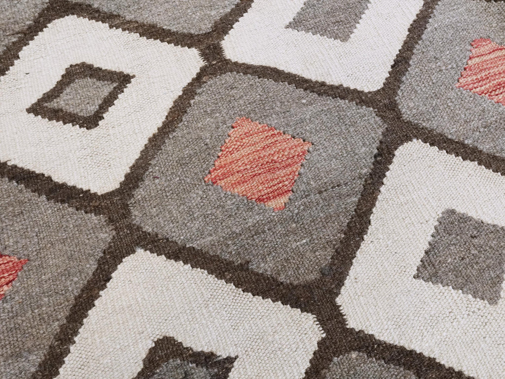 8x10 Ft Brown & Beige Kilim Rug - Flat Weave Area Rug - Tribal Design