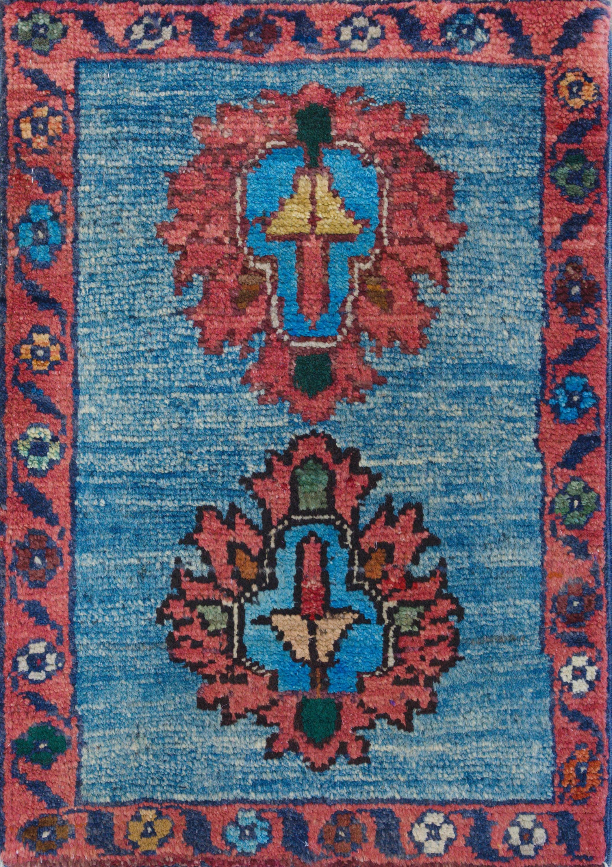 1x2 Ft Blue & Red Serapi Rug - Floral Accent Rug