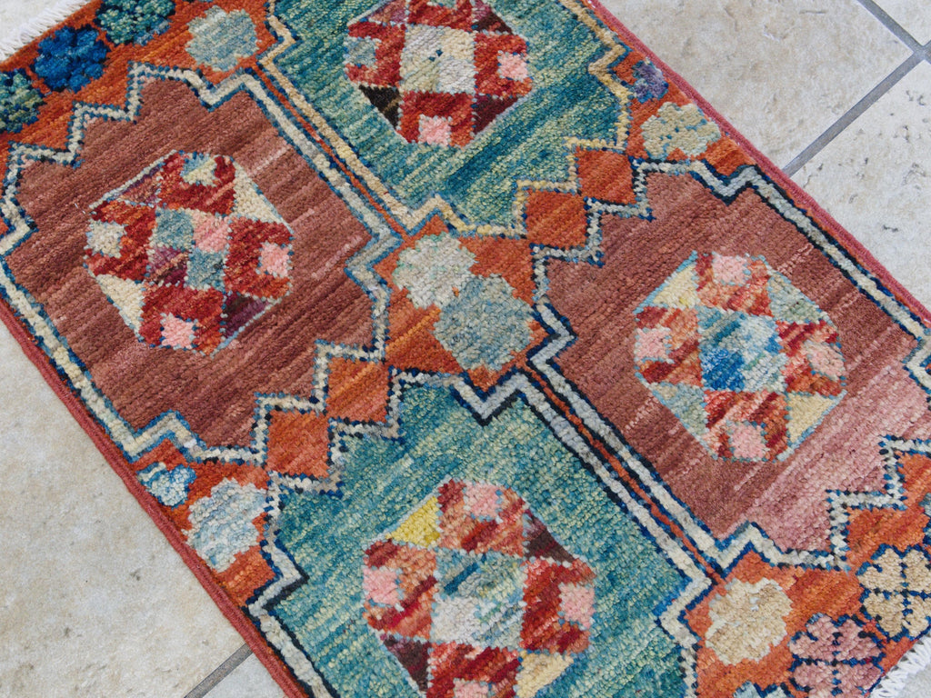 1x2 Ft Red & Green Heriz Rug - Wool Accent Rug