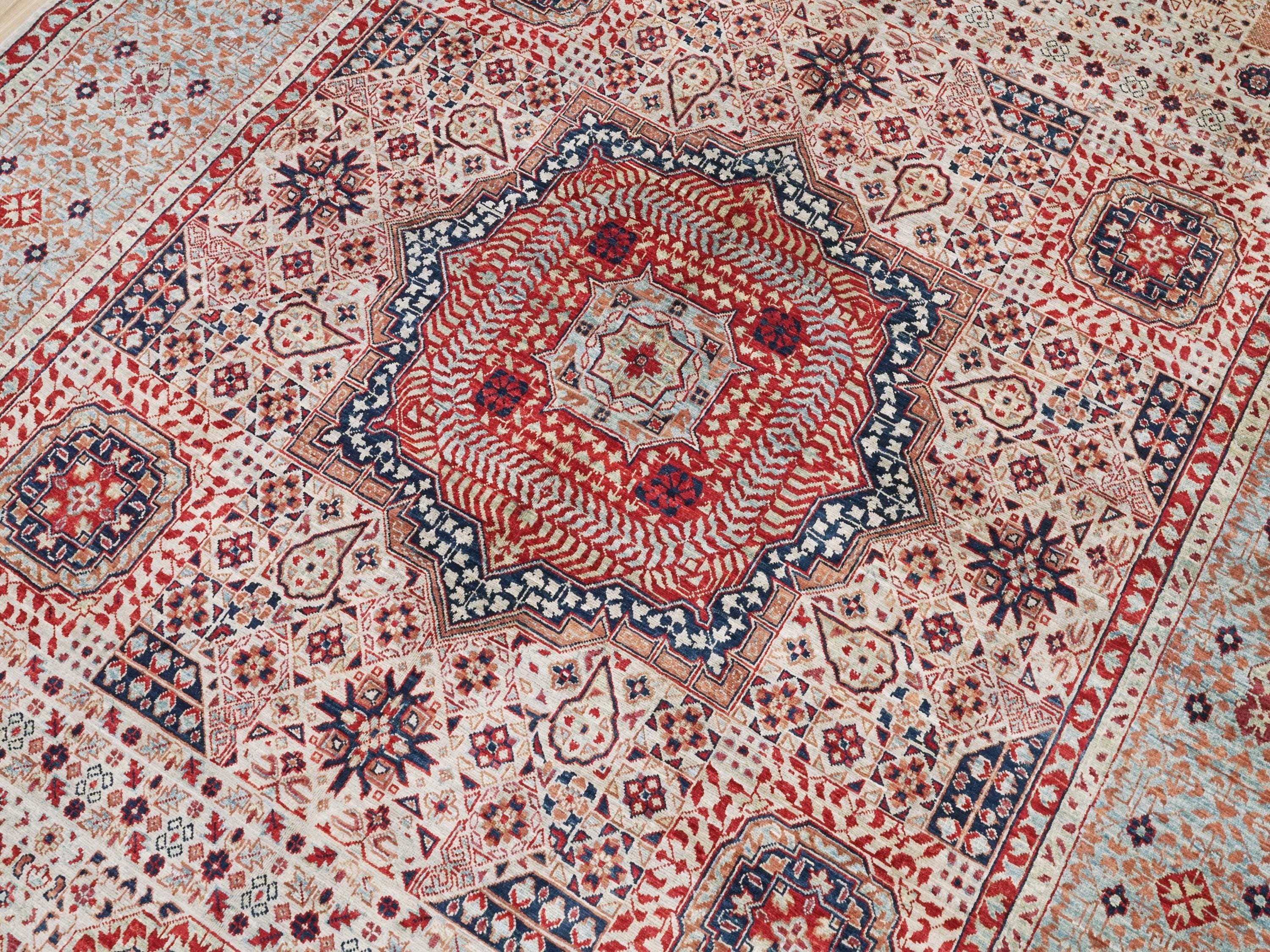 6x9 Ft Red Mamluk Rug - Hand Knotted Oriental Rug