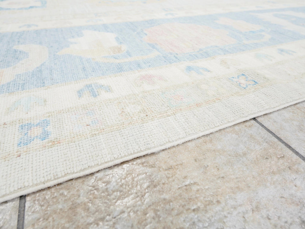 12x15 Ft Muted Ushak Rug - Traditional Wool Area Rug - White & Blue Turkish design