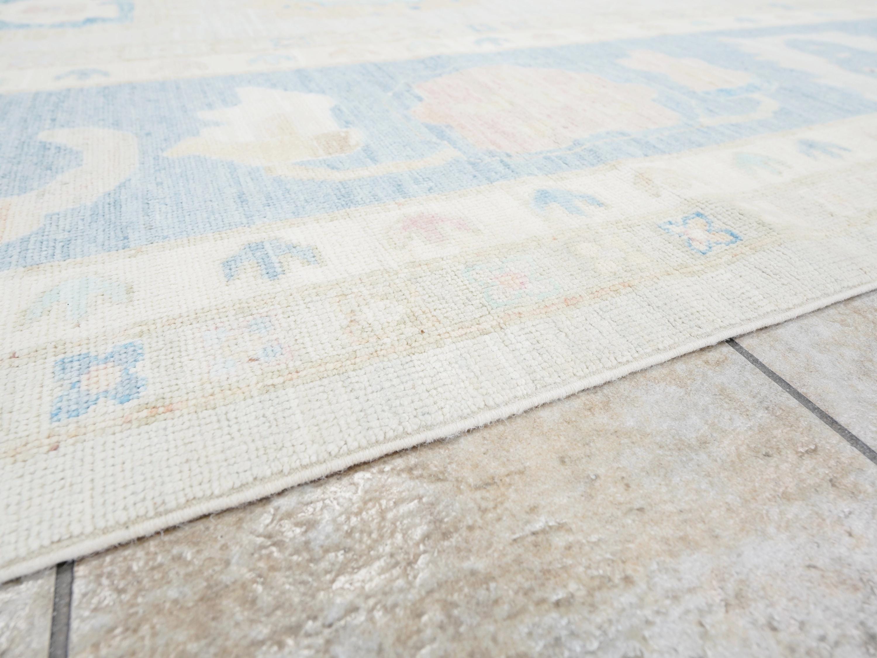 12x15 Ft Muted Ushak Rug - Traditional Wool Area Rug - White & Blue Turkish design