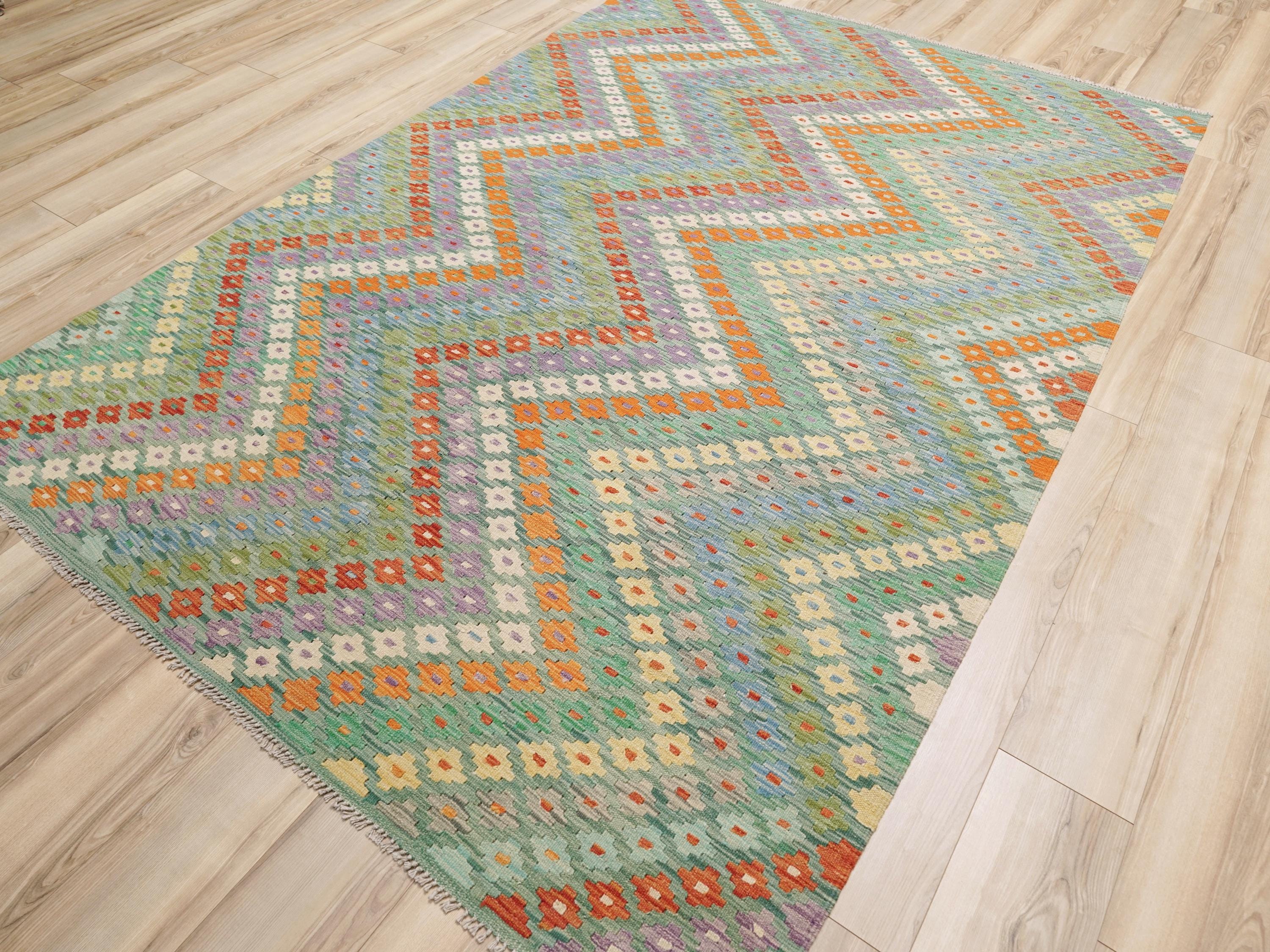 7x10 Ft Green Kilim Rug - Flat Weave Area Rug