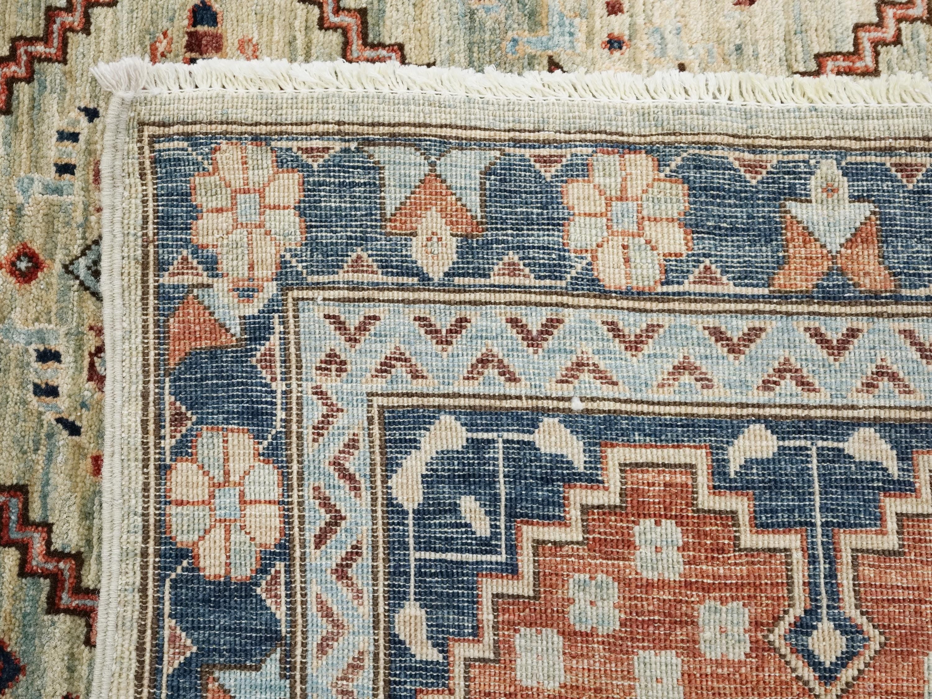 5x7 Ft Light Green Heriz Rug - Hand Knotted Oriental Wool Rug