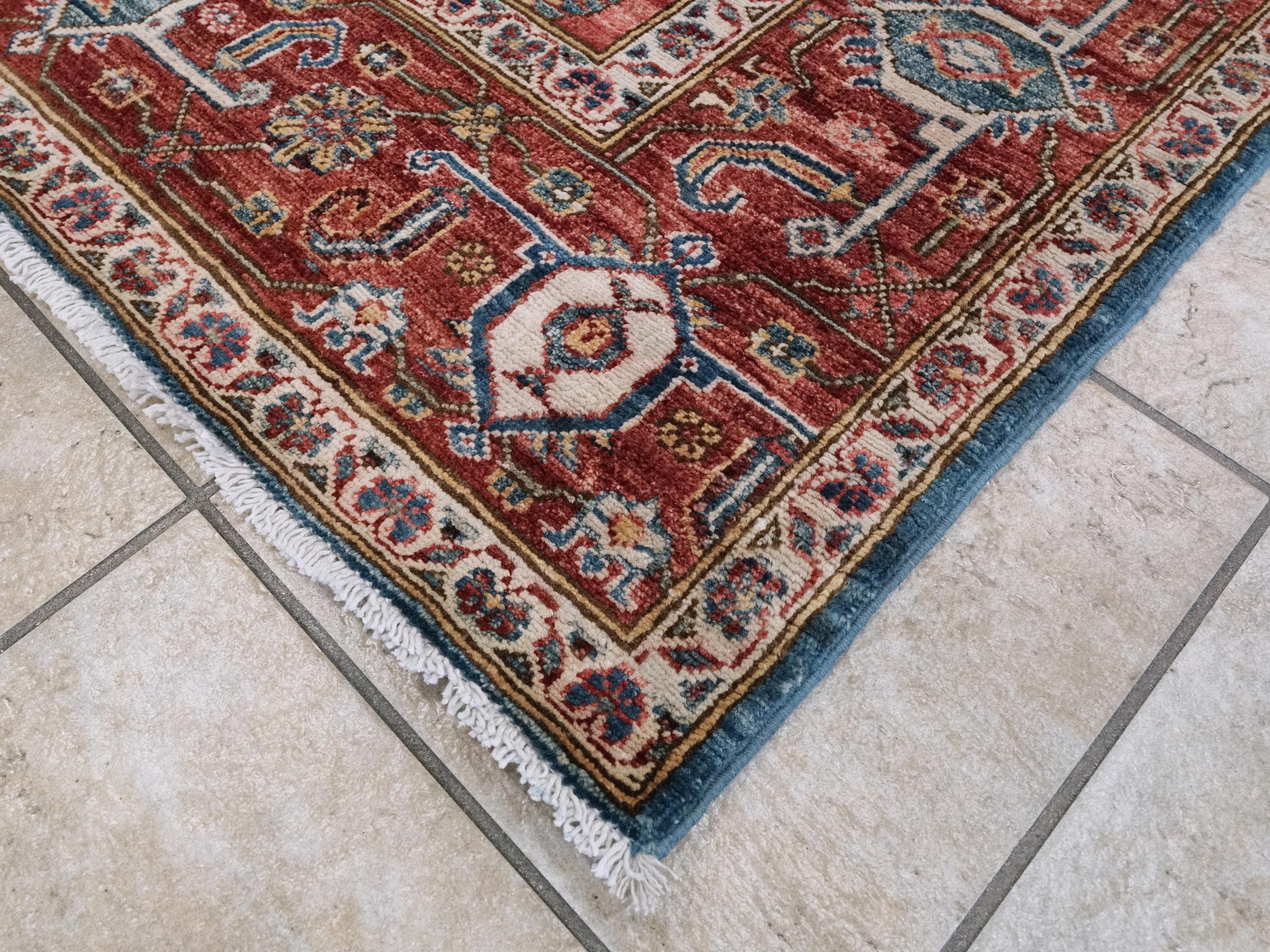 6x9 Ft Blue & Red Serapi Rug - Oriental Area Rug - Persian Design