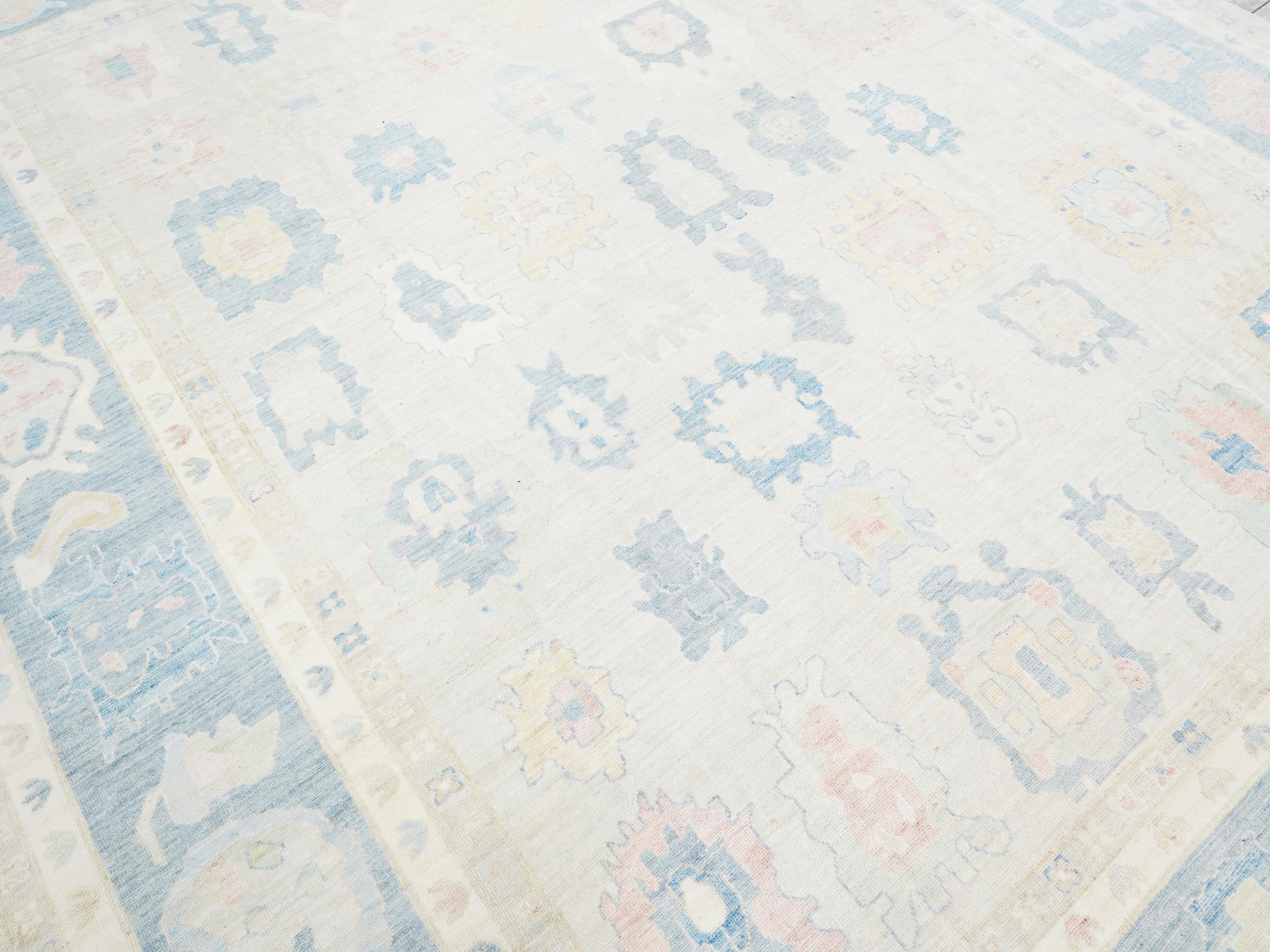 12x15 Ft Muted Ushak Rug - Traditional Wool Area Rug - White & Blue Turkish design