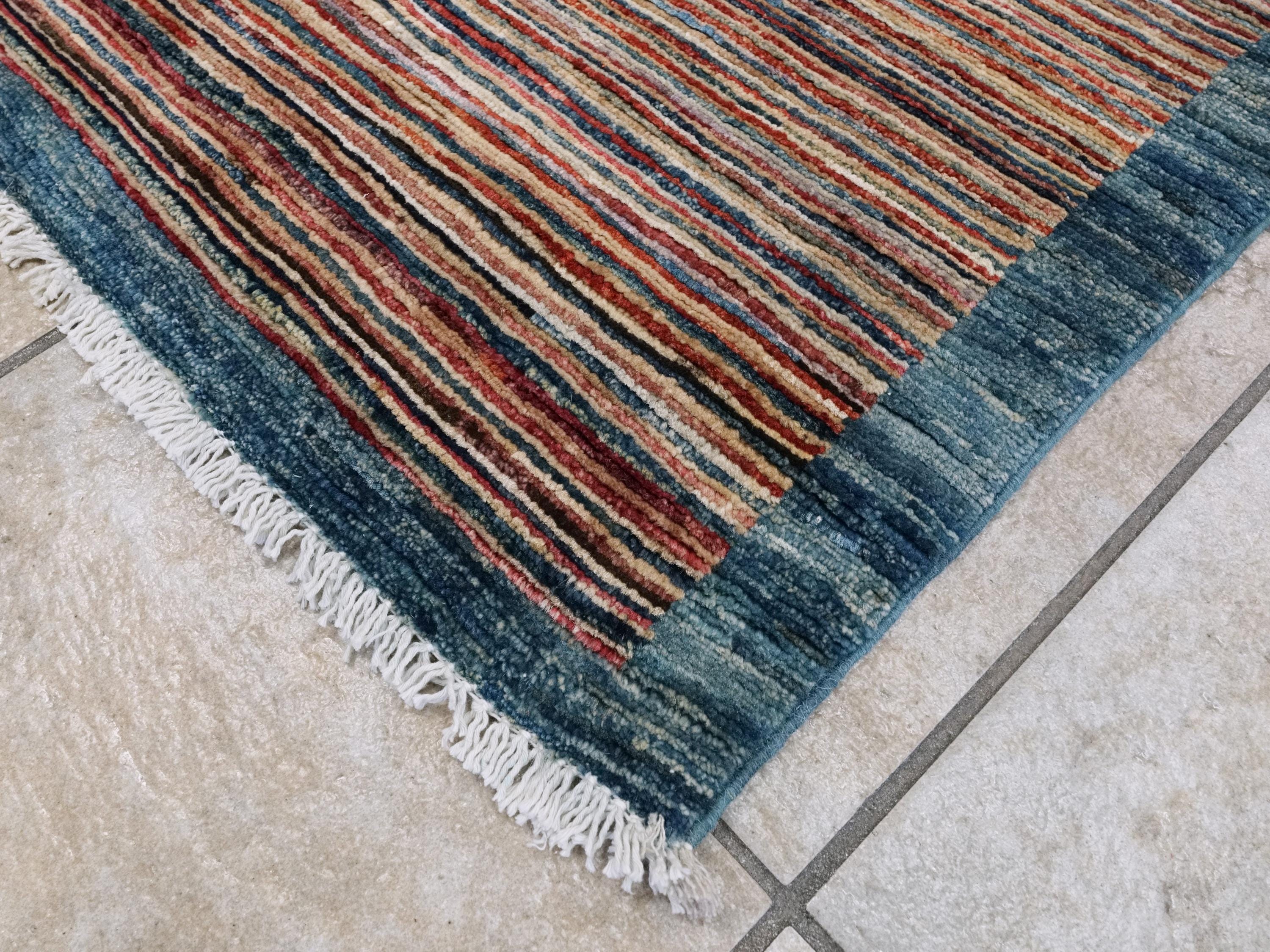 7x10 Ft Handmade Gabbeh Rug - Afghan Wool Area Rug - Plain Design