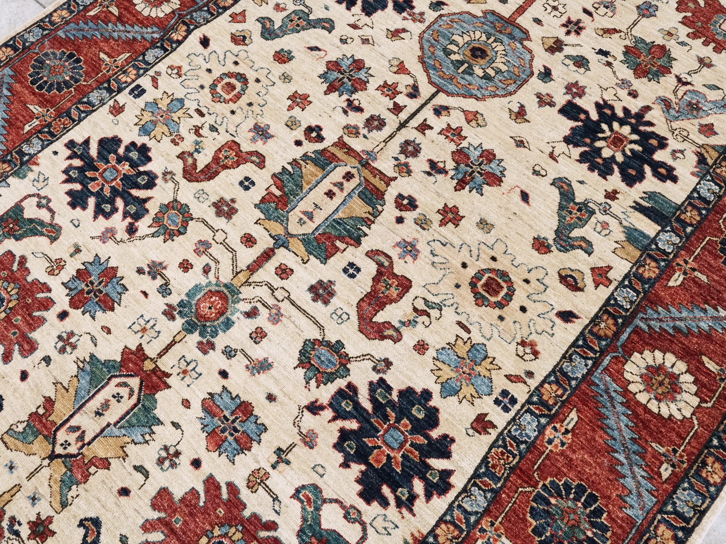 6x9 Ft Red & Beige Serapi Rug - Oriental Area Rug - Floral Design
