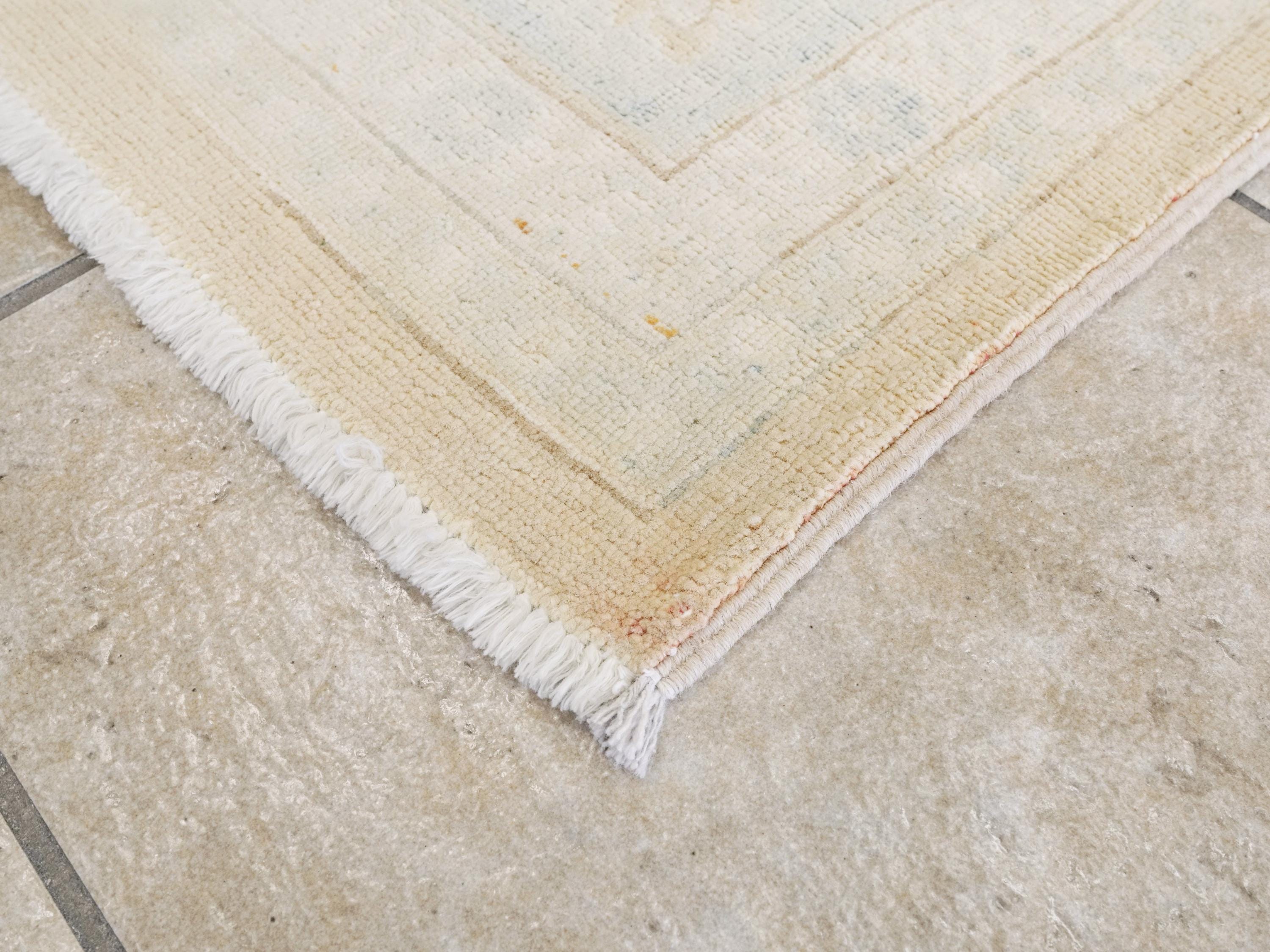 6x9 Ft Hand Knotted Bidjar Rug - Beige & Blue Persian Design