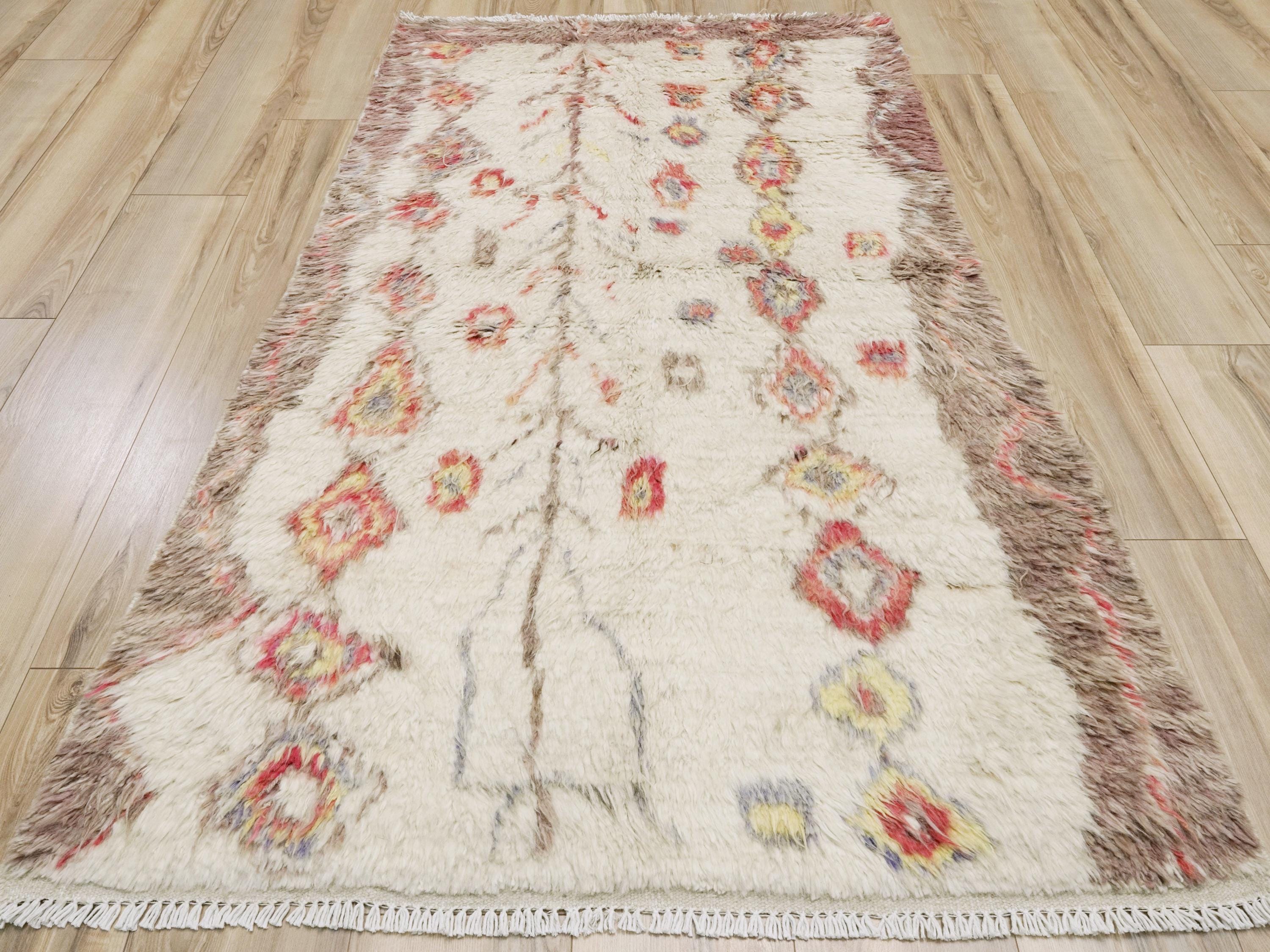 4x6 Ft Hand Knotted Moroccan Rug - Beige Shaggy Rug