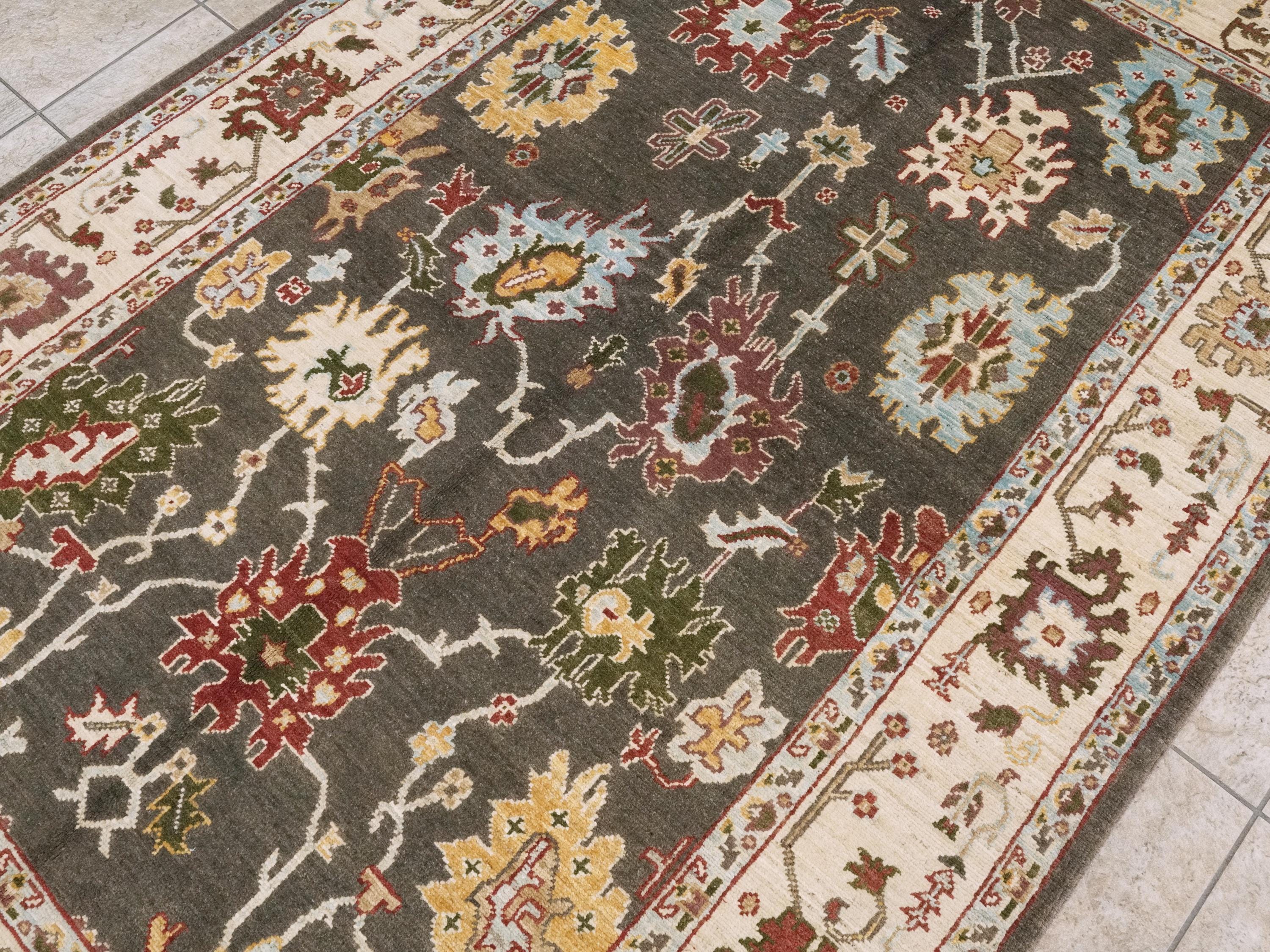 6x9 Ft Green & Beige Oushak Rug - Oriental Area Rug - Floral Design