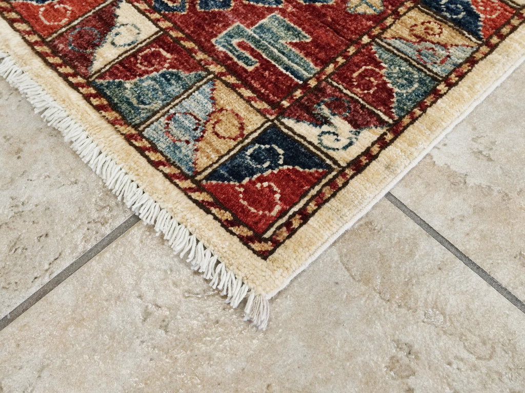 5x8 Ft Red & Beige Heriz Rug - Geometric Oriental Rug