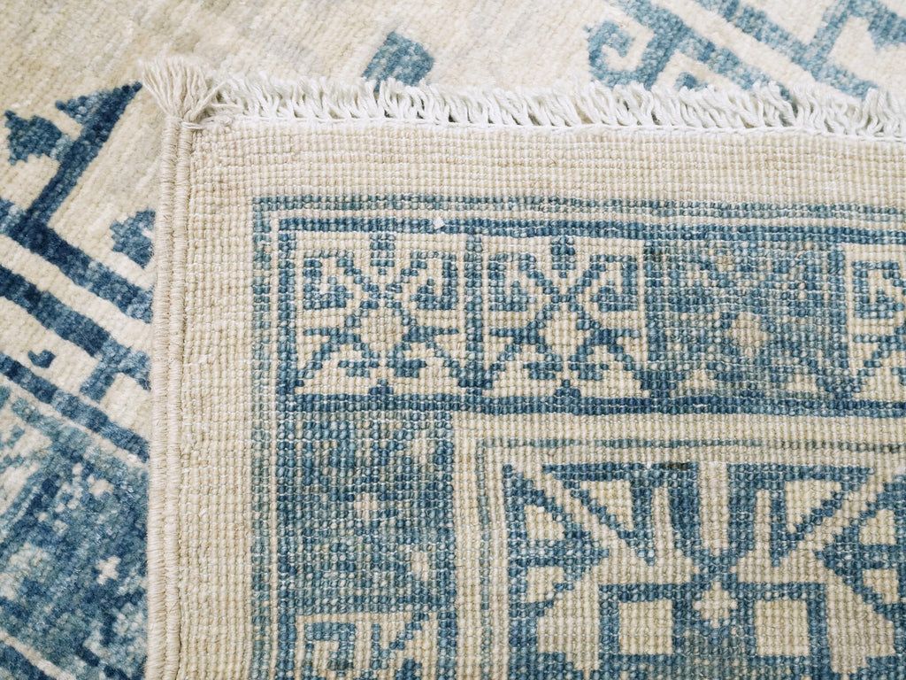5x8 Ft Blue & White Heriz Rug - Hand Knotted Area Rug