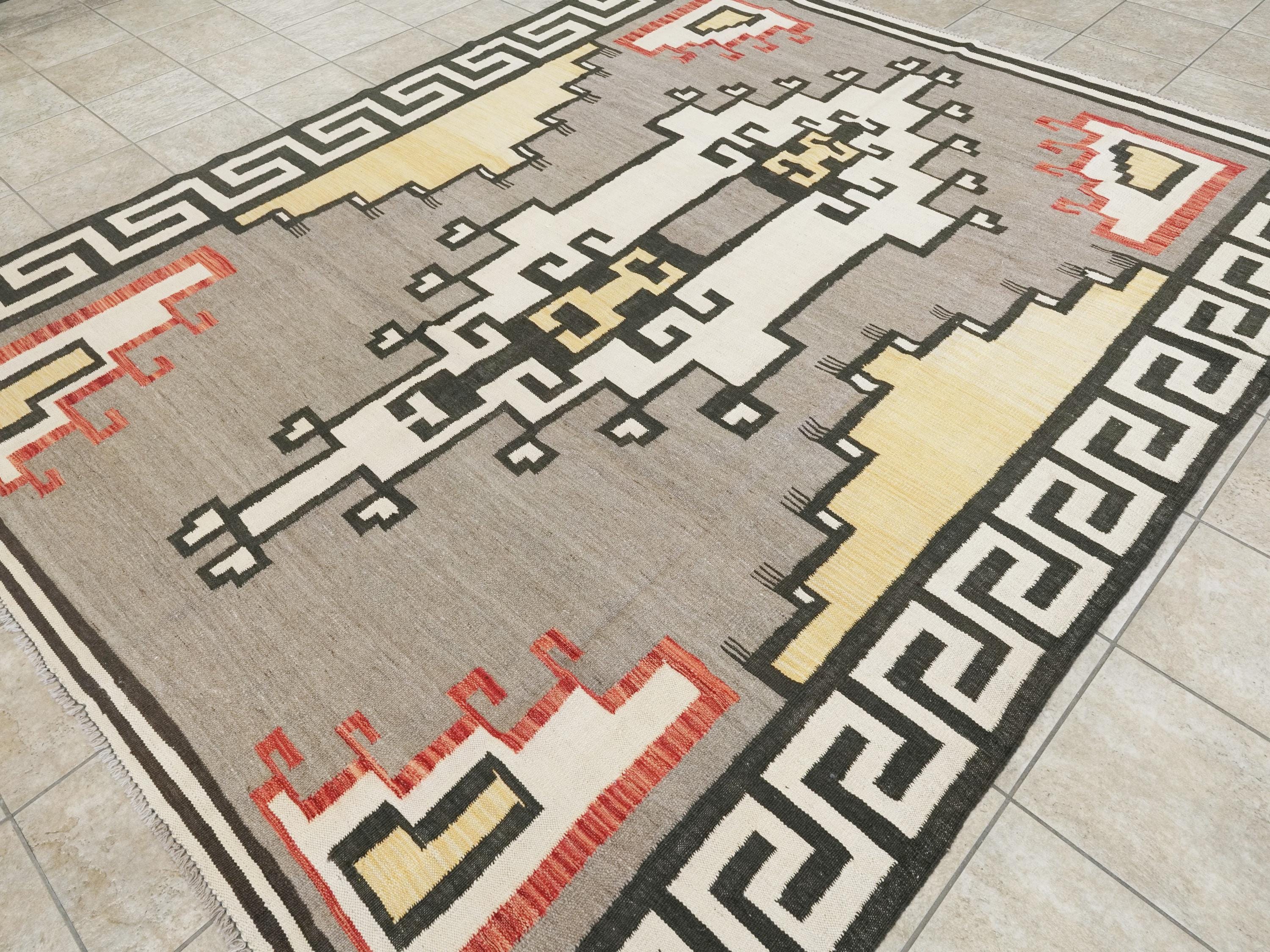 8x10 Ft Navajo Kilim - Traditional Flatweave rug - Tribal Design