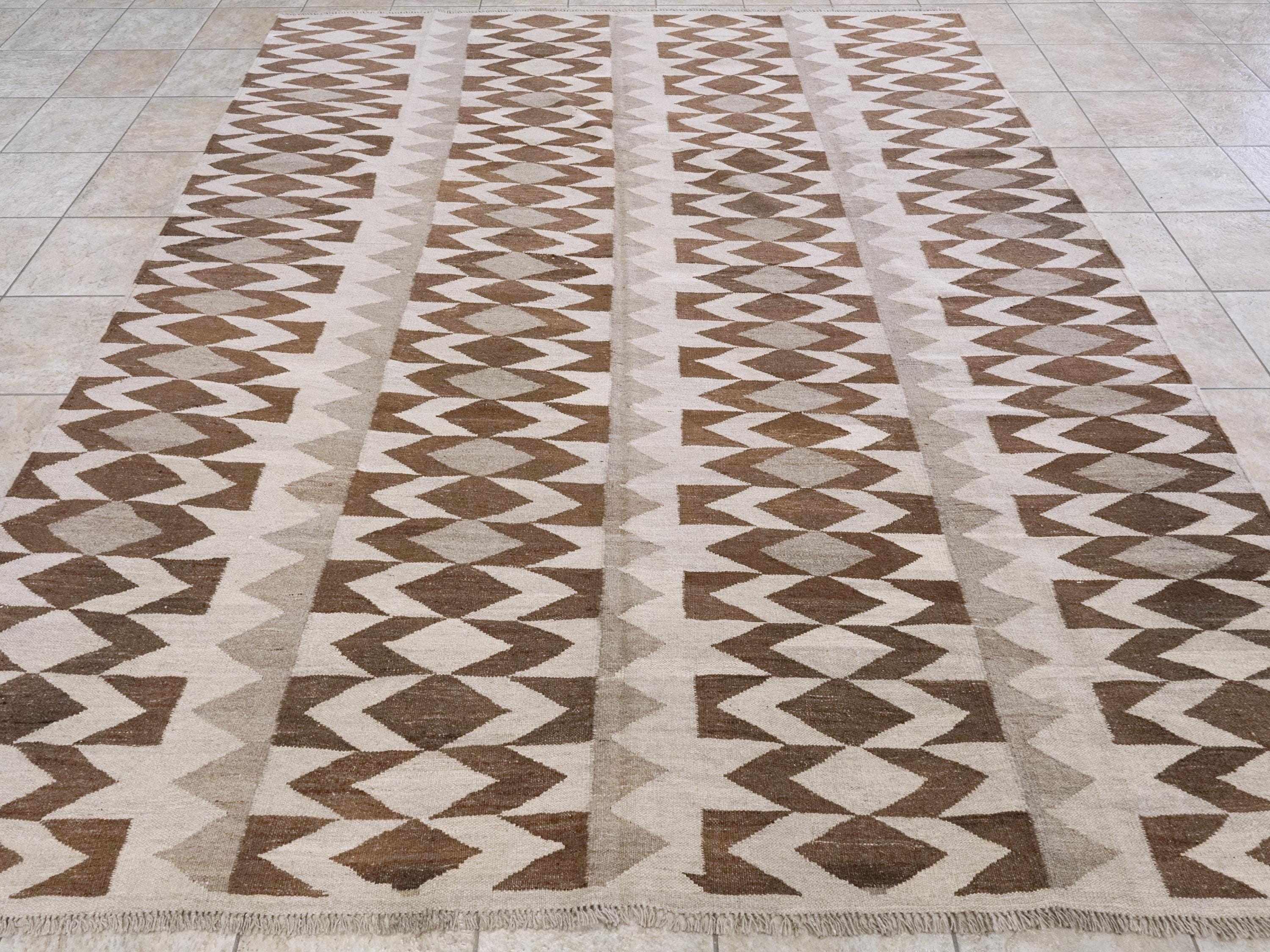 8x10 Ft Brown & Beige Kilim Rug - Flat Weave Area Rug - Geometric Design