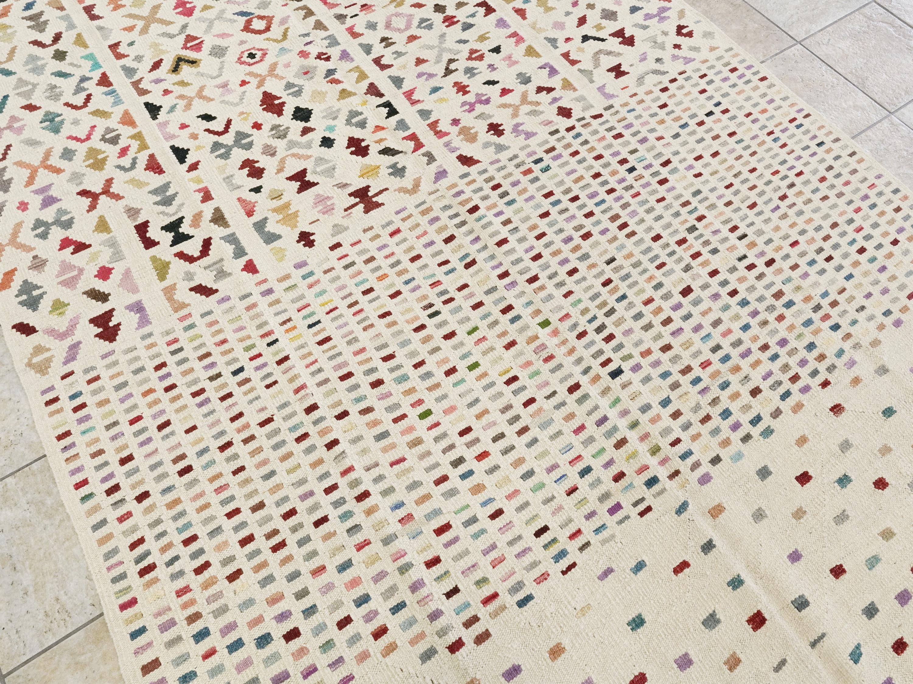 7x10 Ft Beige Kilim Rug - Flat Weave Contemporary Design