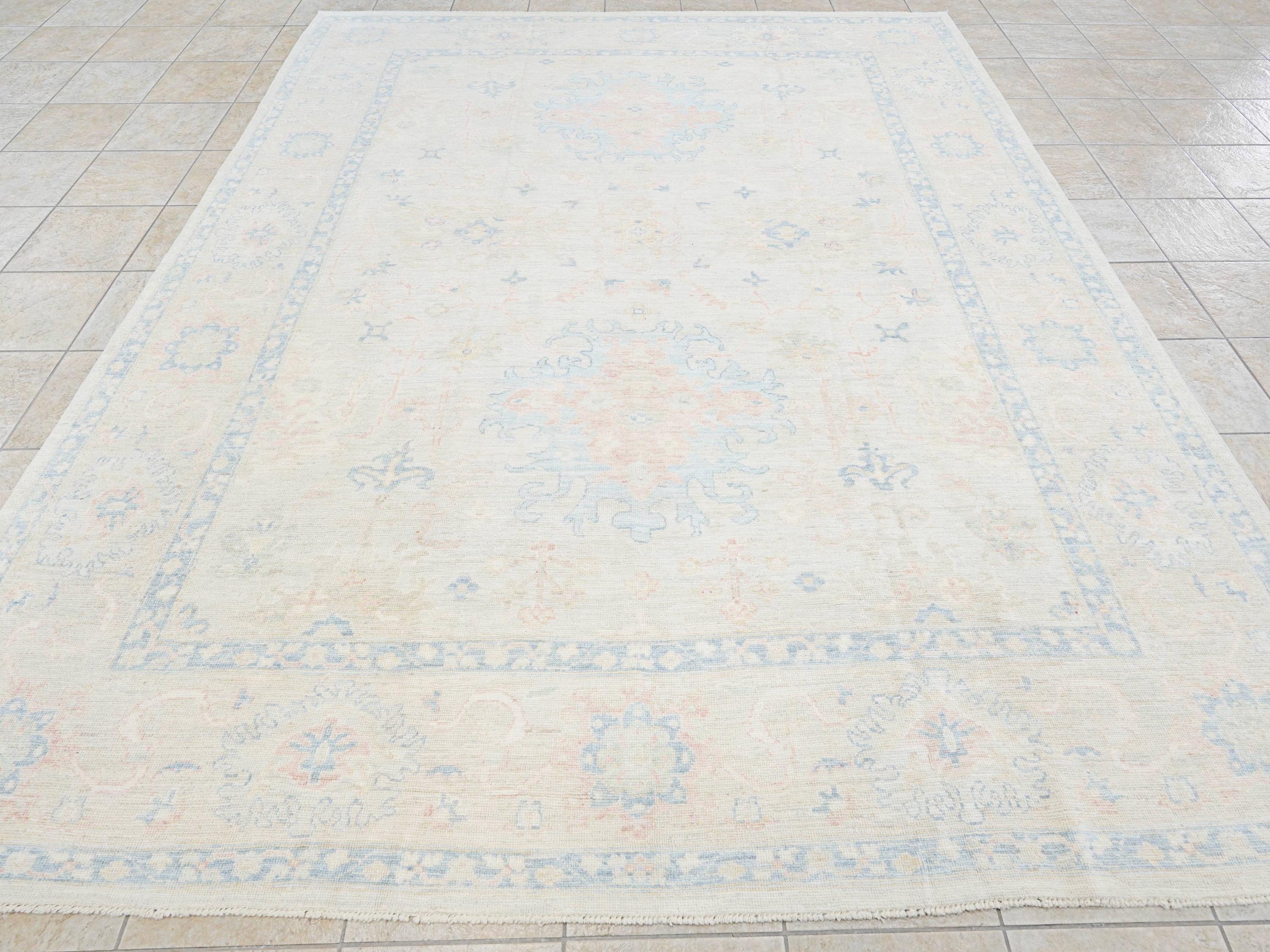 9x12 Ft White Pastel Oushak Rug - Handmade Area Rug - Floral Design
