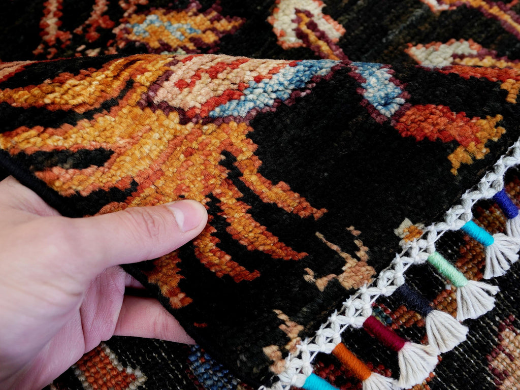 4x6 Ft Black Bird Rug - Hand Knotted Oriental Rug