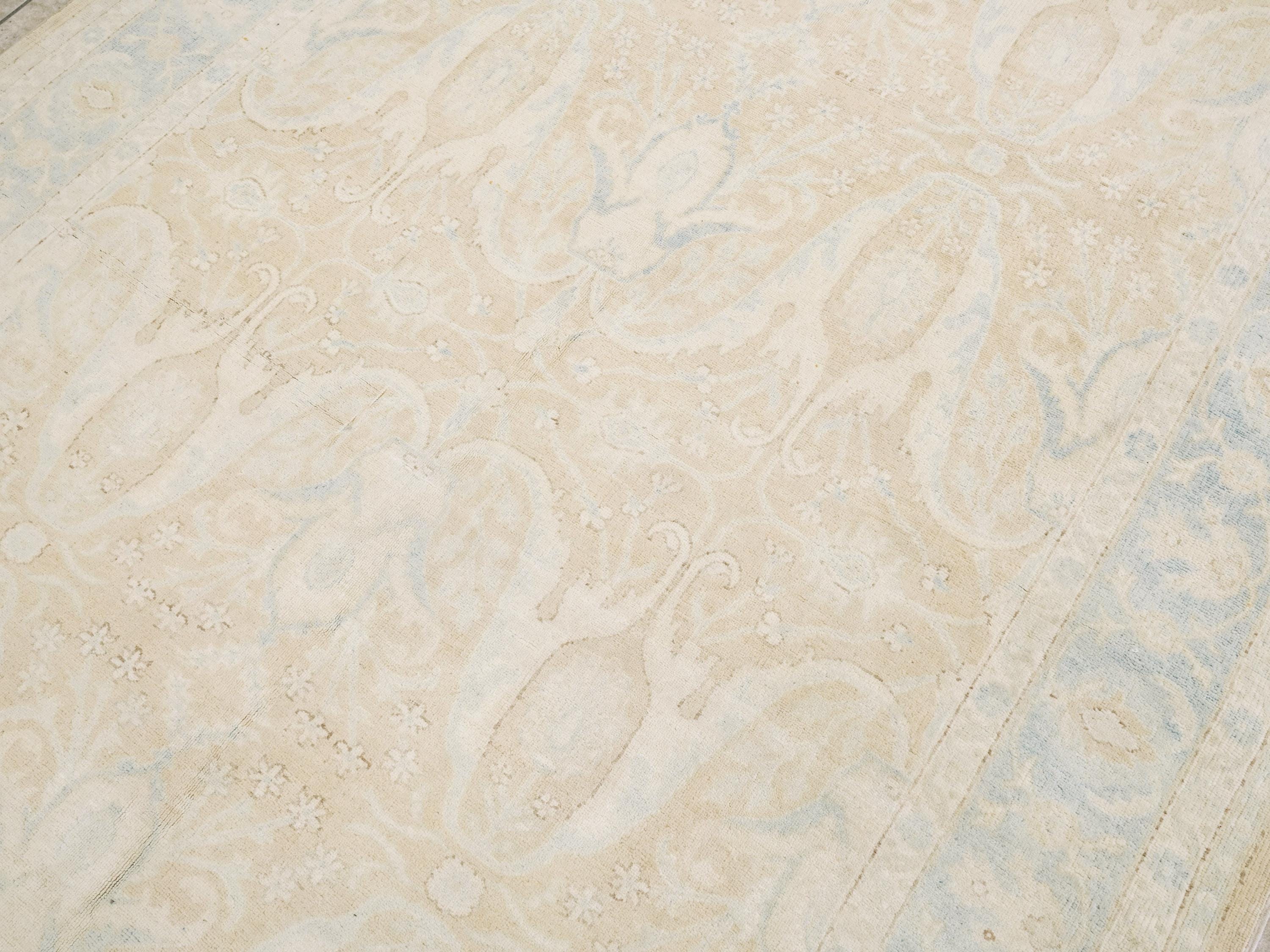 6x9 Ft Hand Knotted Bidjar Rug - Beige & Blue Persian Design