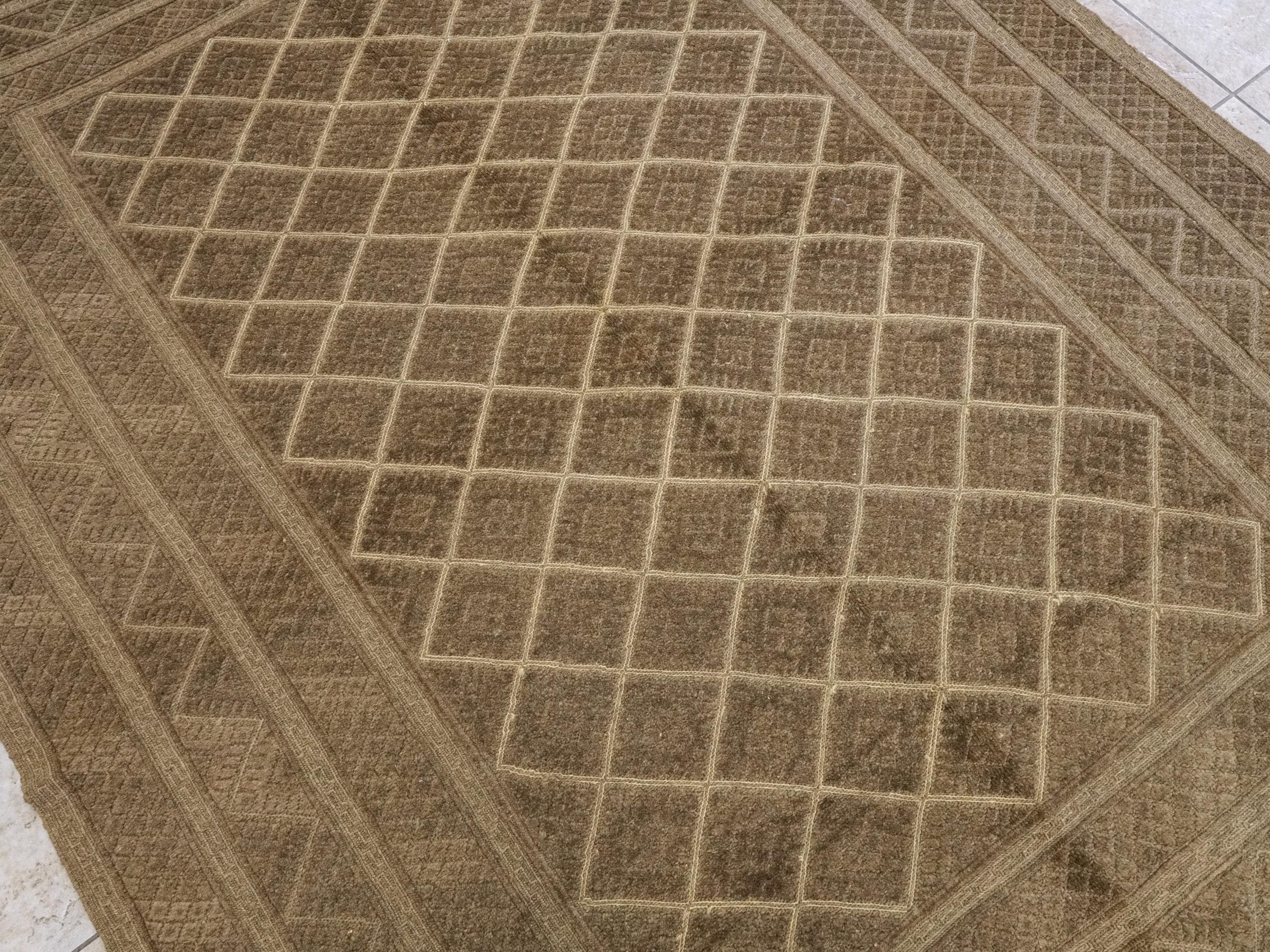 7x9 FT Vintage Brown Tribal Kilim Rug - Hand-Knotted Wool Area Rug