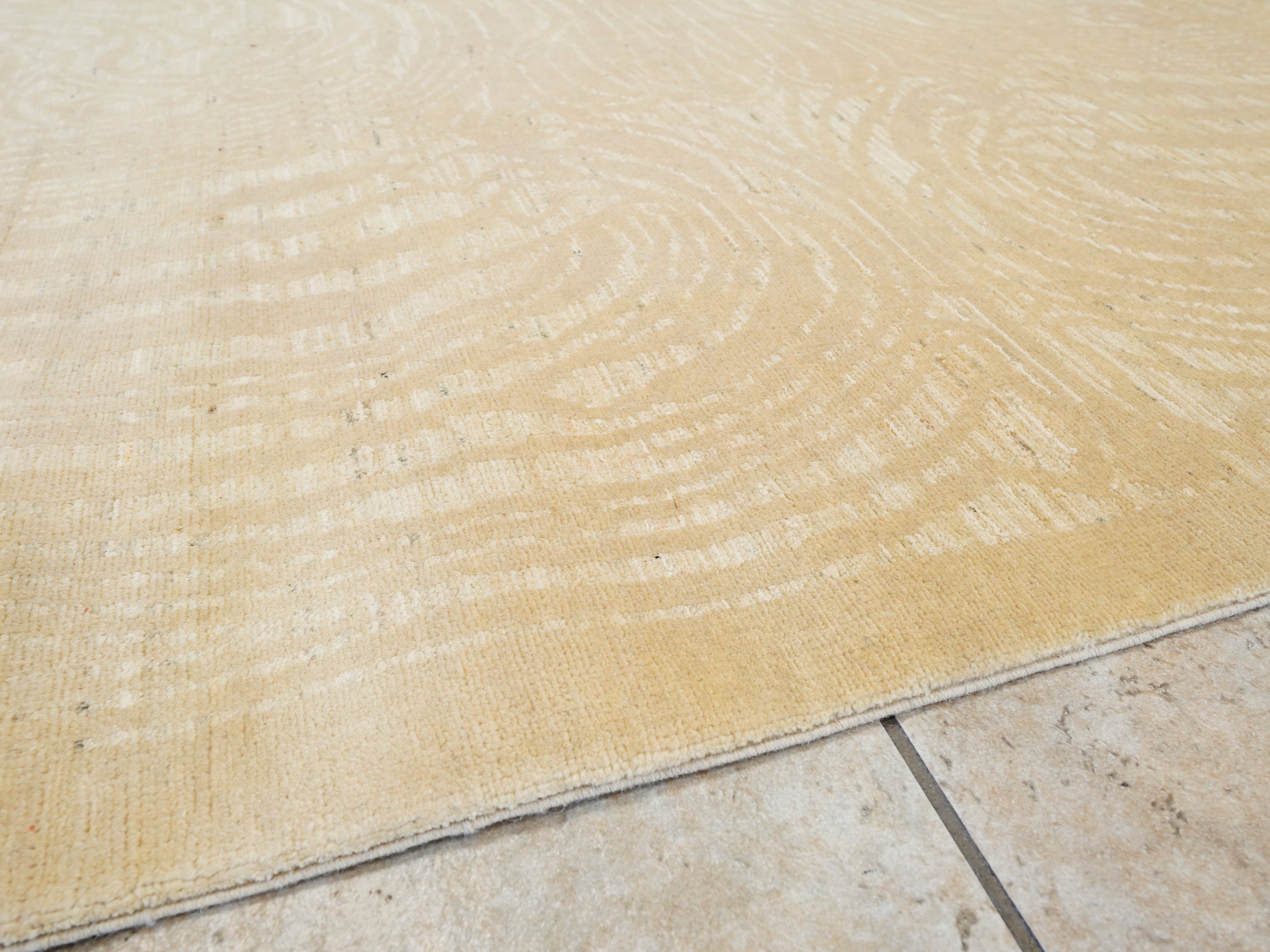 8x10 Ft Beige Gabbeh Rug - Large Neutral Tone-on-Tone Area Rug - Modern Subtle Pattern