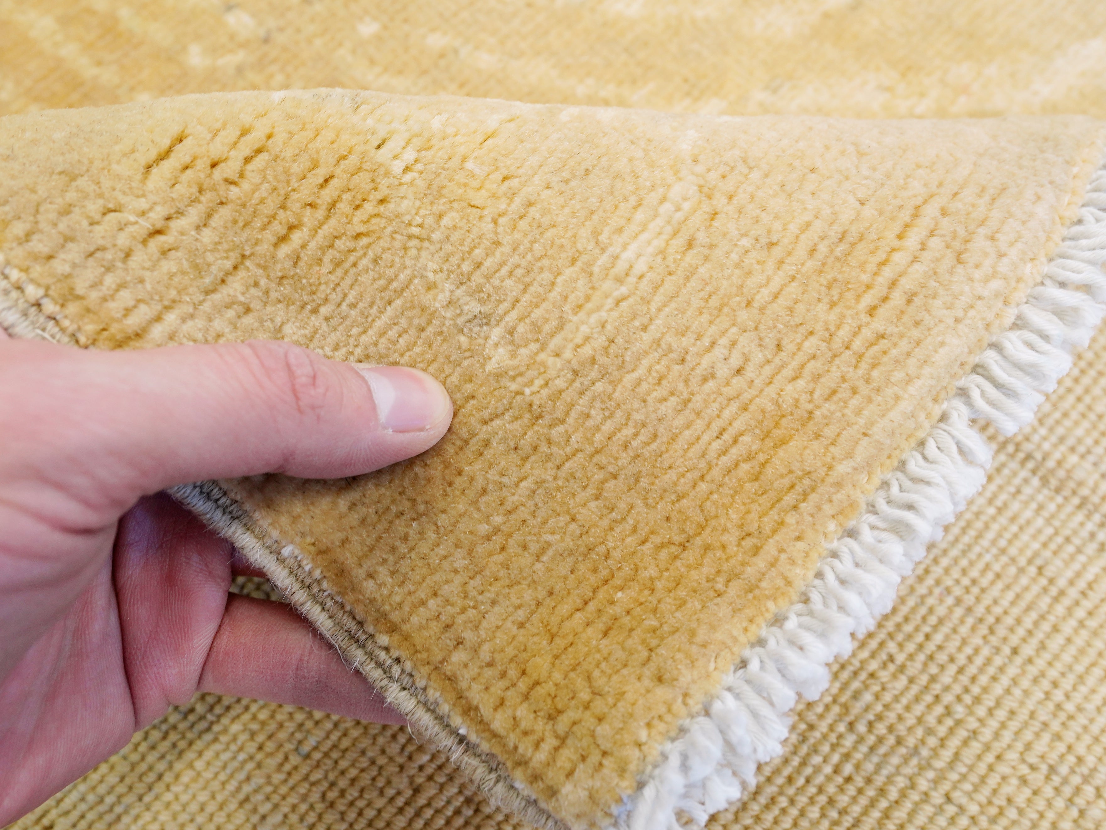 8x10 Ft Beige Gabbeh Rug - Large Neutral Tone-on-Tone Area Rug - Modern Subtle Pattern