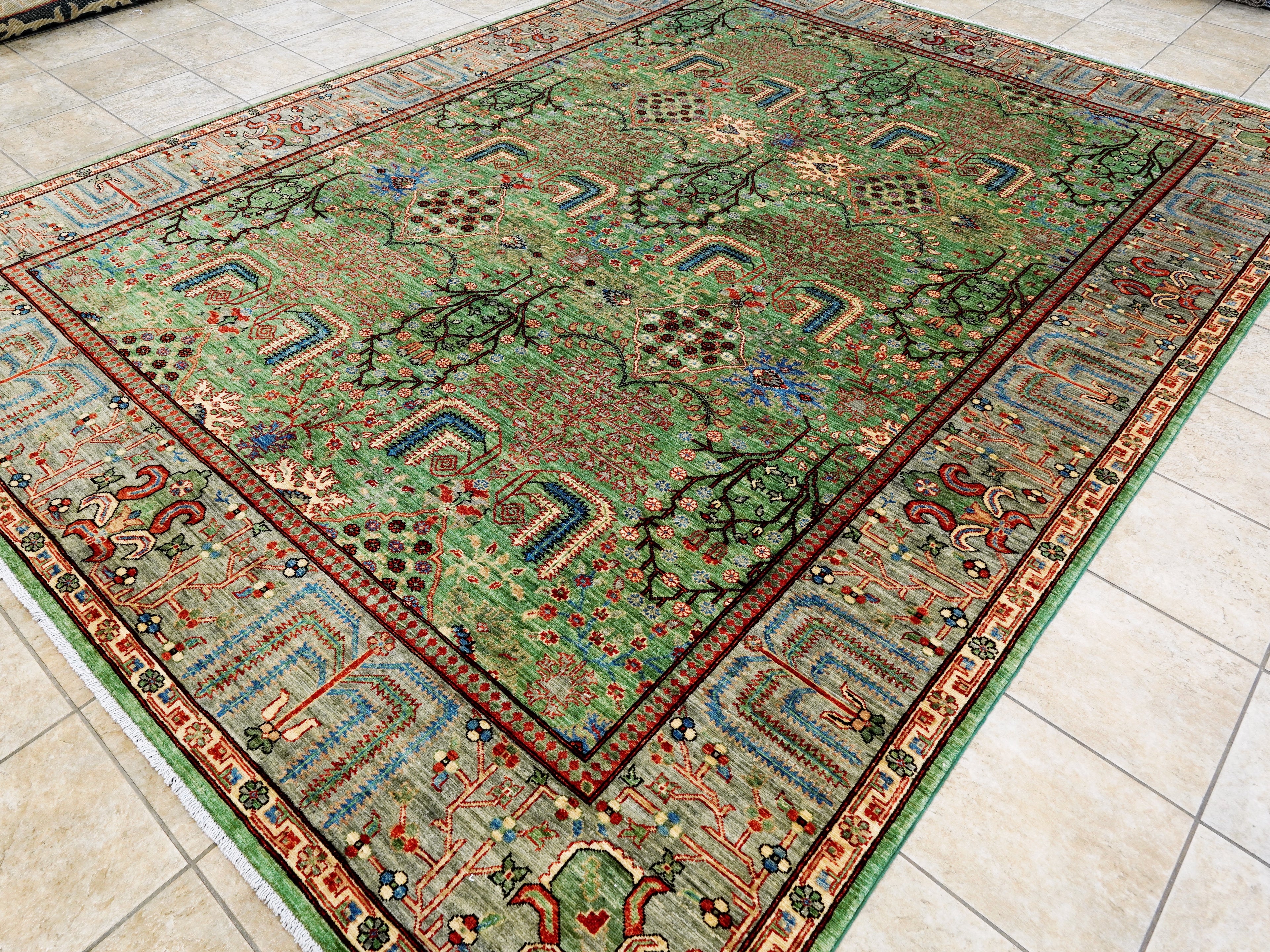 9x12 Green Serapi Rug – Traditional Living Room Rug - Floral Design