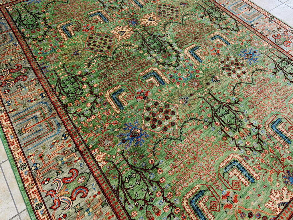 9x12 Green Serapi Rug – Traditional Living Room Rug - Floral Design