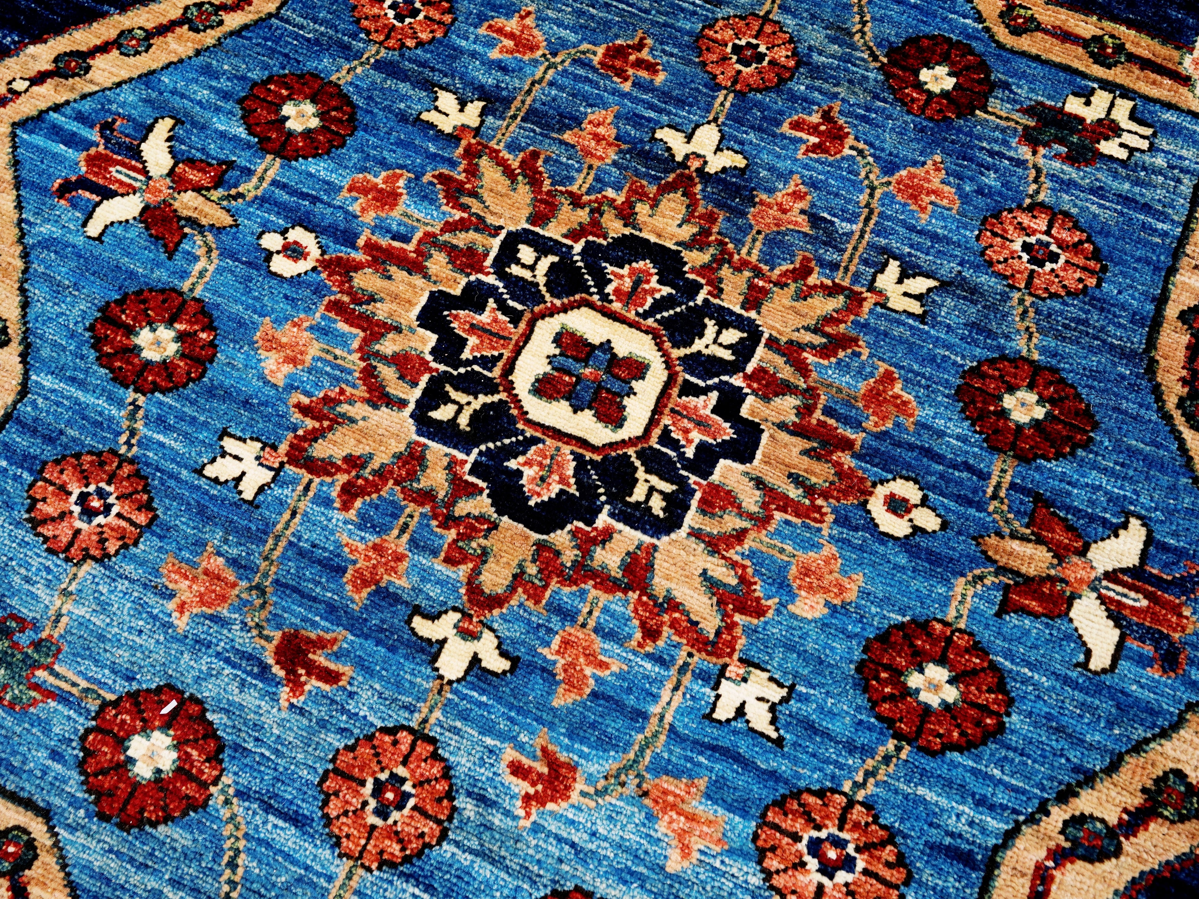9x12 Ft Red Heriz Rug - Traditional Living Room Rug