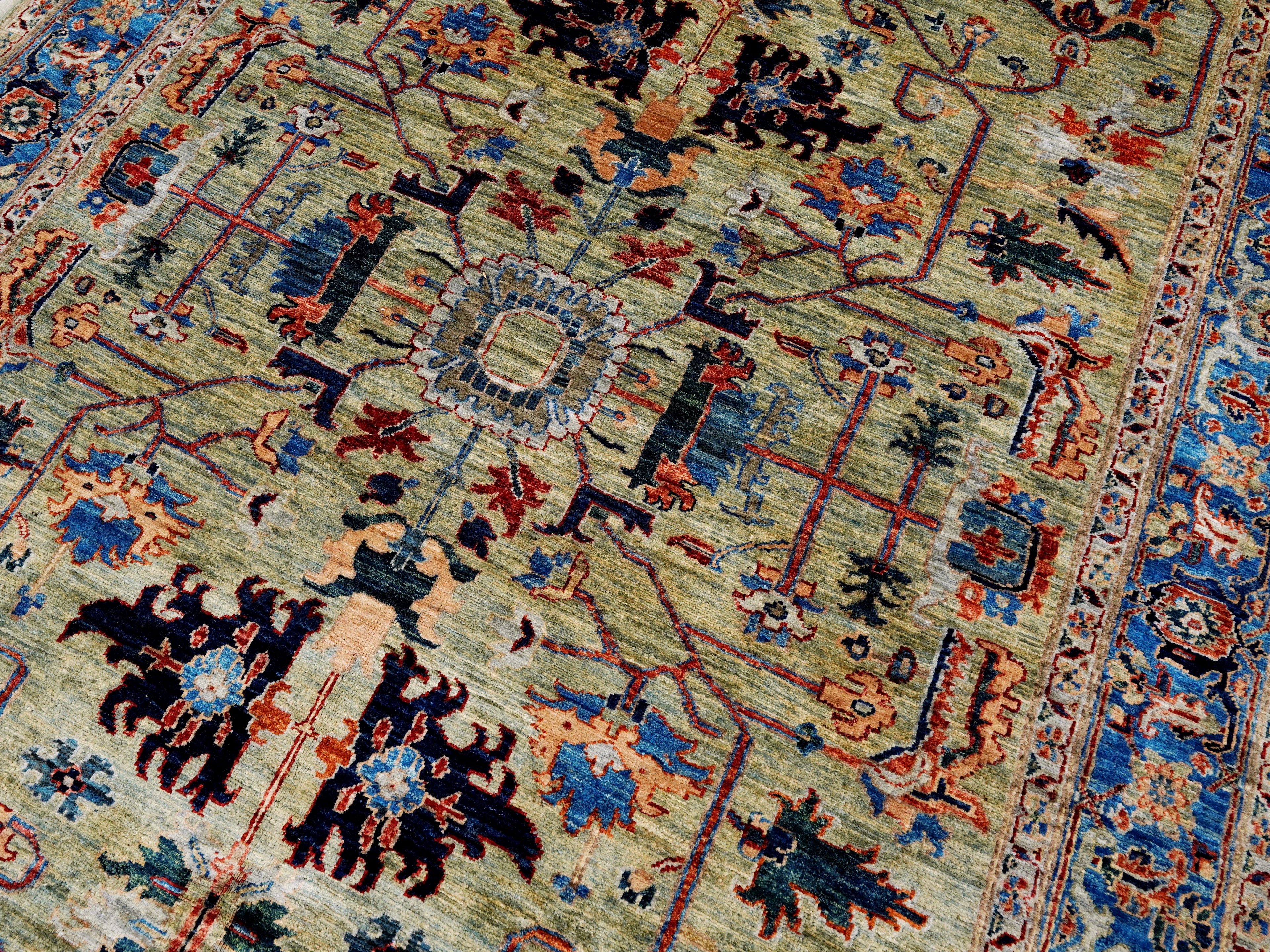 6x9 Ft Green Serapi Rug - Oriental Area Rug - Floral Design