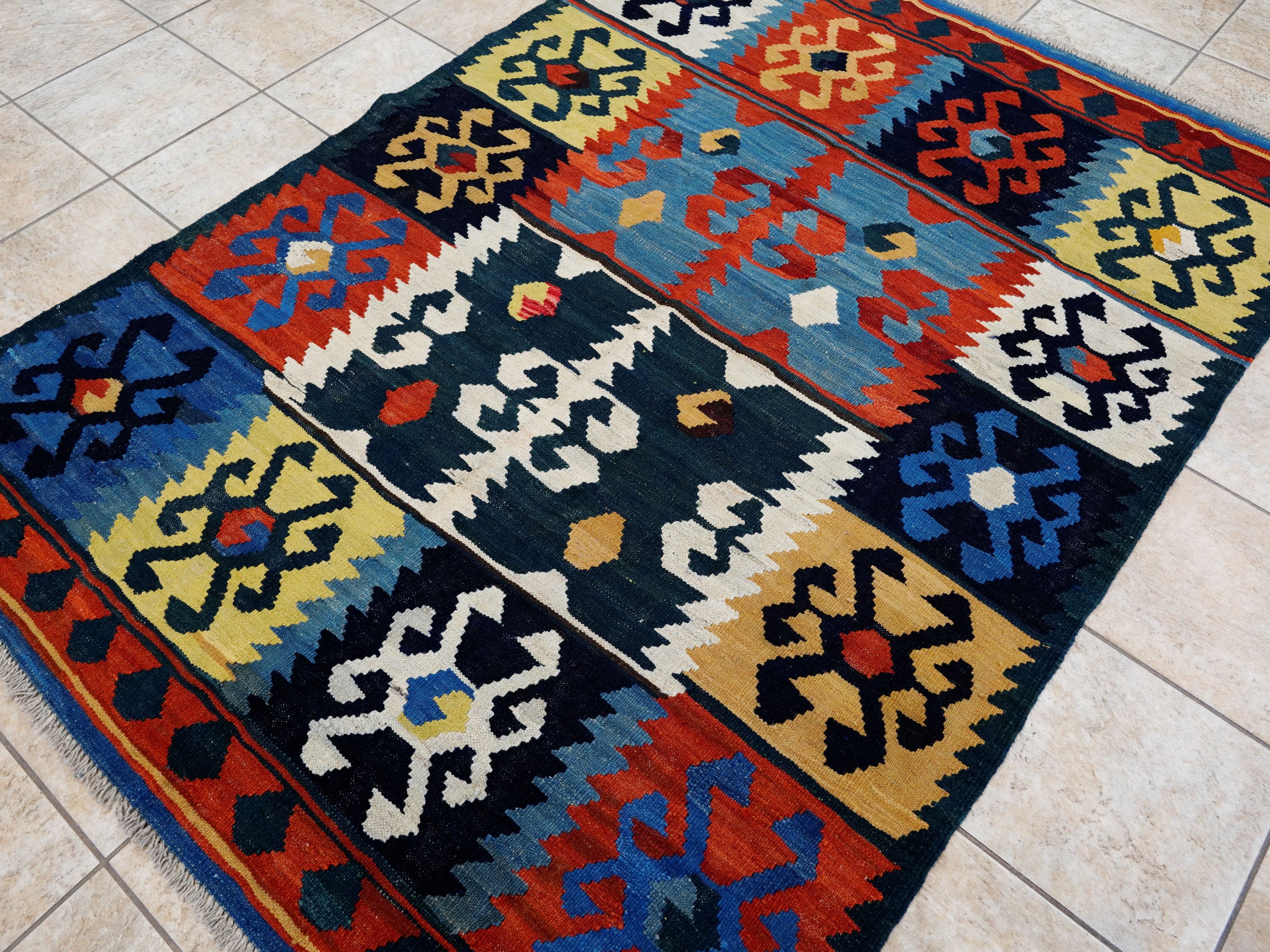5x7 Ft Kilim Rug - Handwoven Afghan Flat Weave