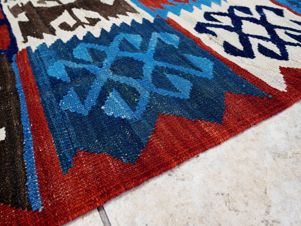 5x7 Ft Kilim Rug - Handwoven Blue & Red Afghan Flat Weave