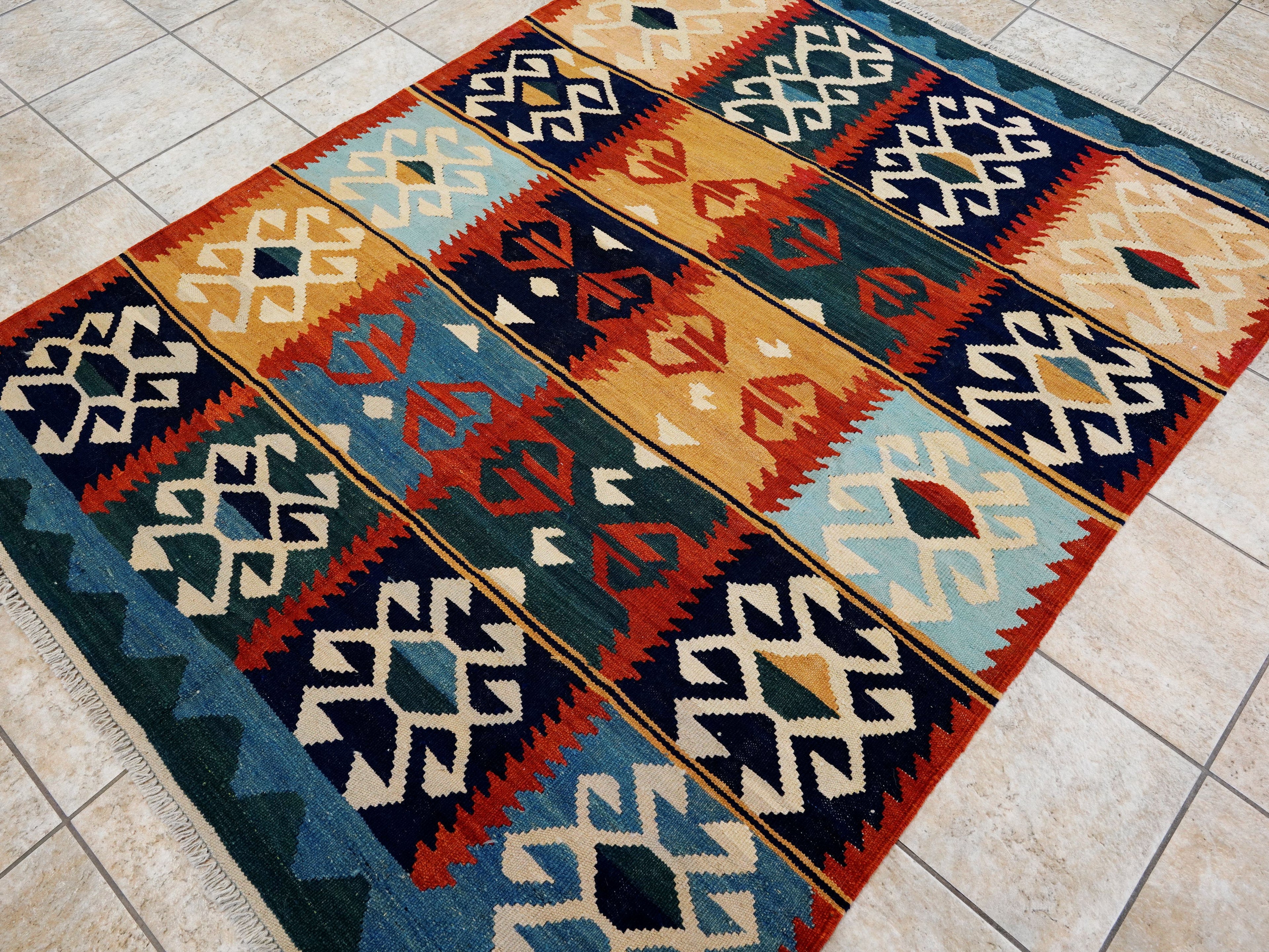 5x7 Ft Colorful Kilim Rug - Handwoven Afghan Flat Weave