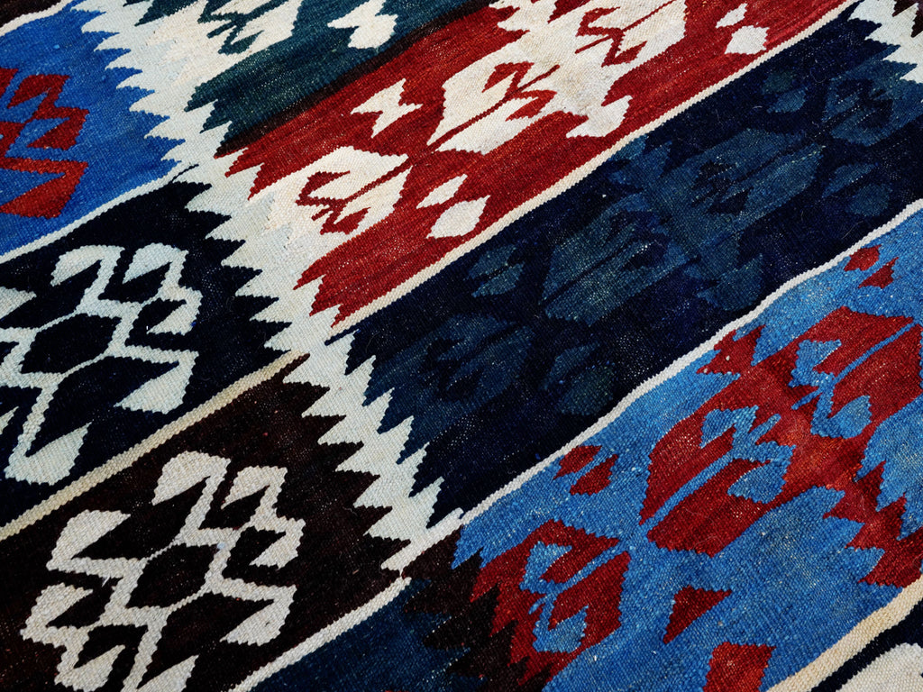 5x7 Ft Blue Kilim Rug - Handwoven Afghan Flat Weave - Tribal Design
