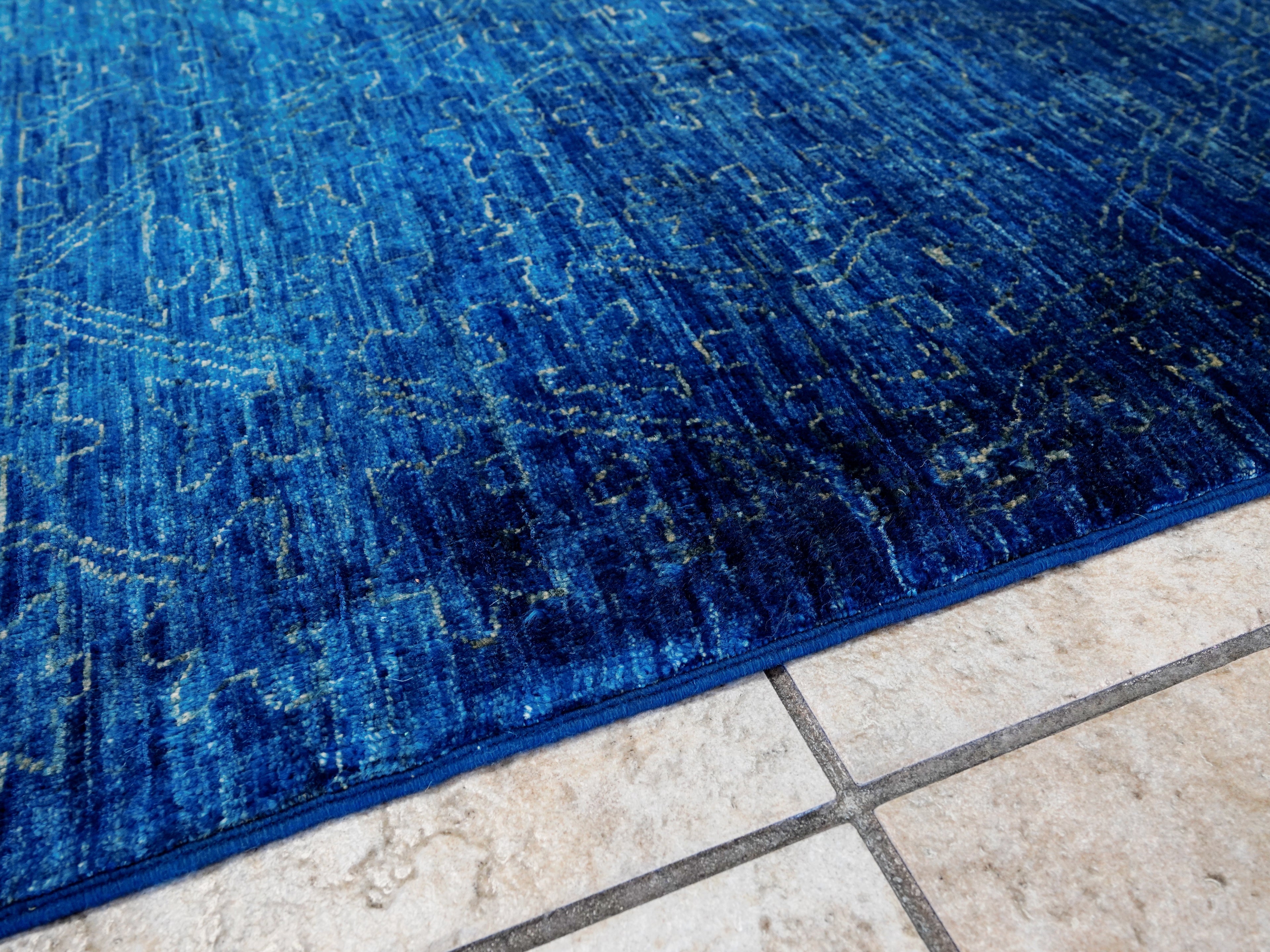 5x7 Ft Blue Gabbeh Rug - Wool Area Rug - Contemporary Design