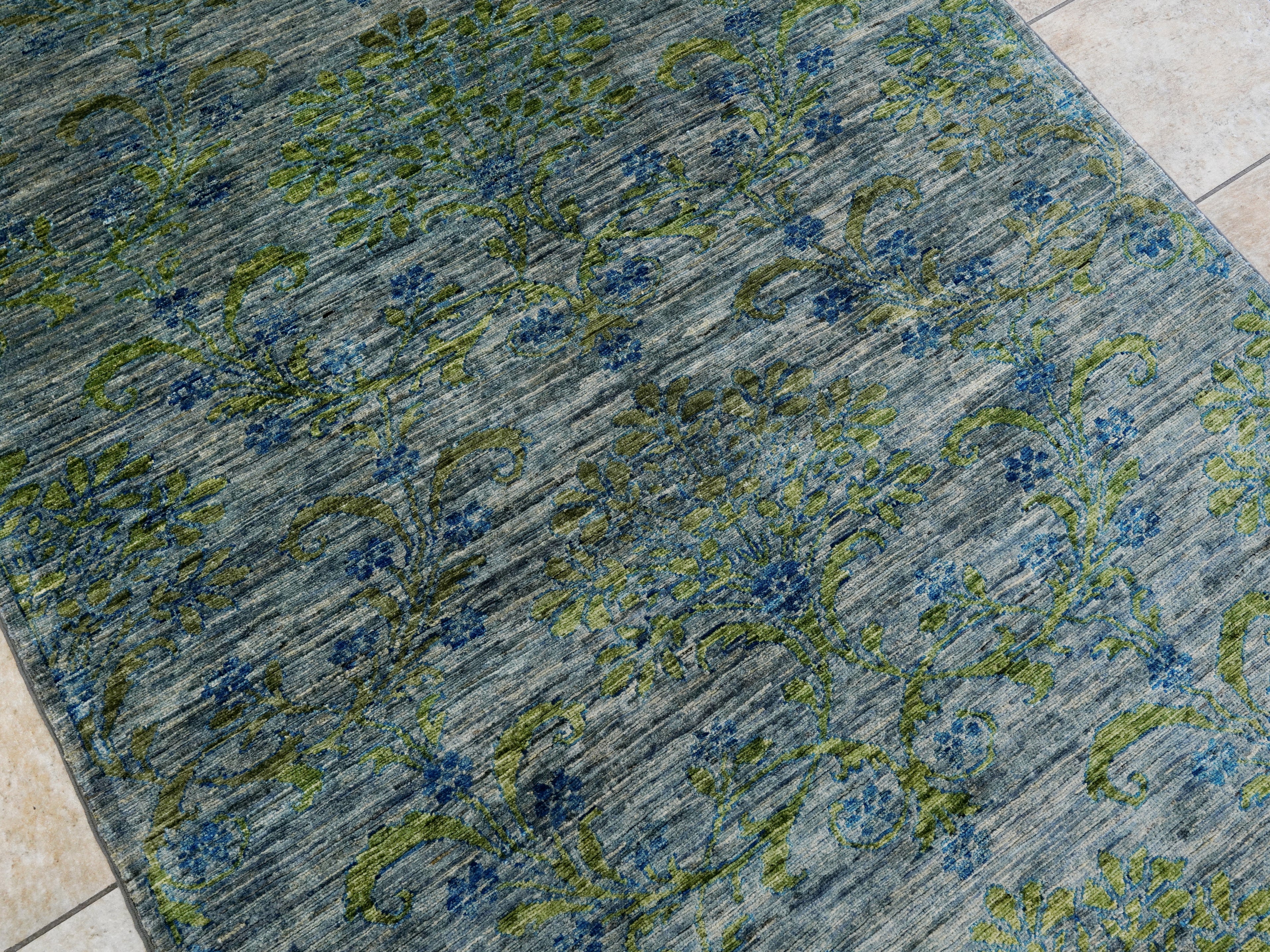 5x7 Ft Gray Green Gabbeh Rug - Area Wool Rug - Floral Design