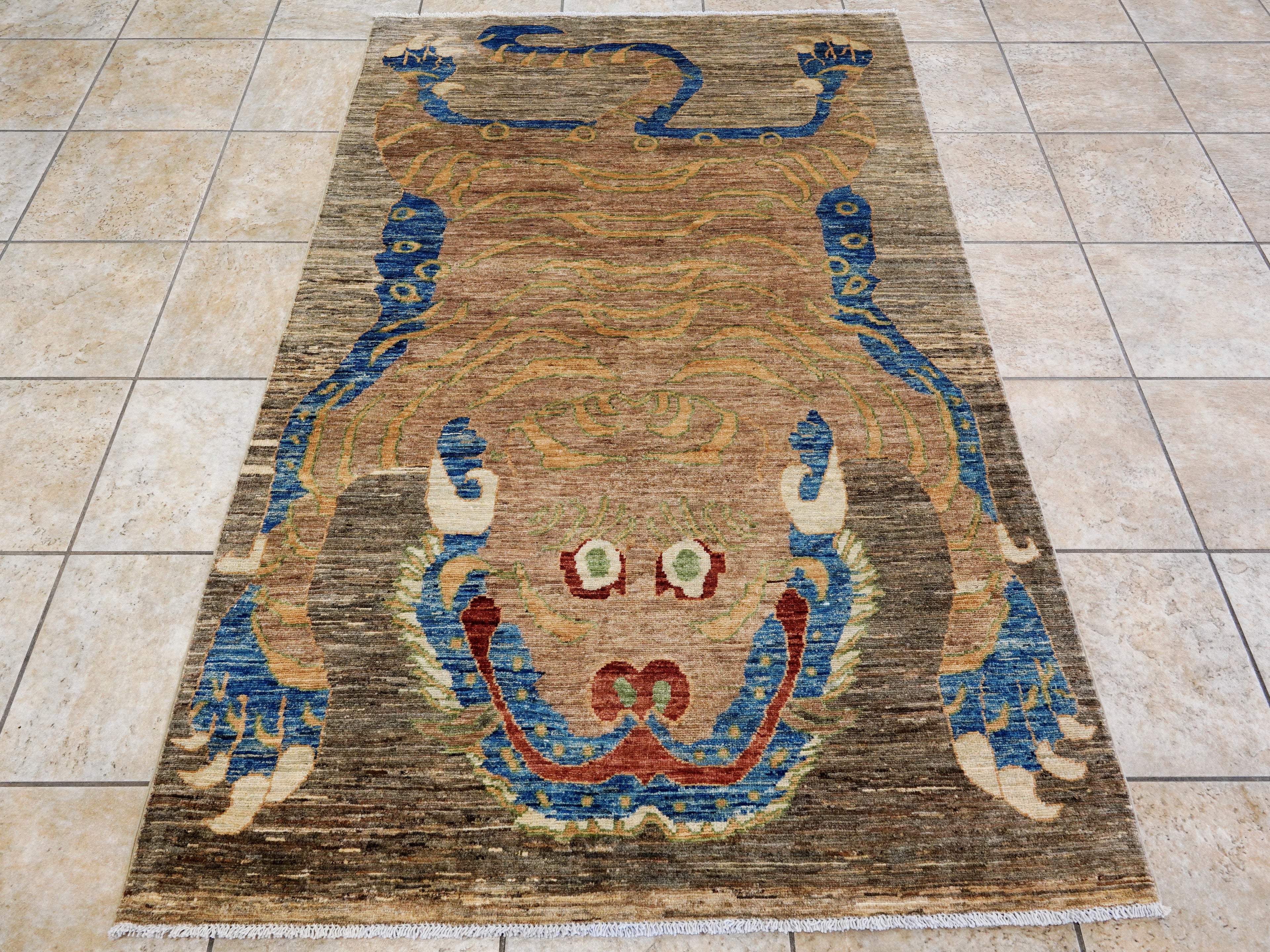 4x6 Ft Neutral Tiger Rug - Hand Knotted Wool Rug