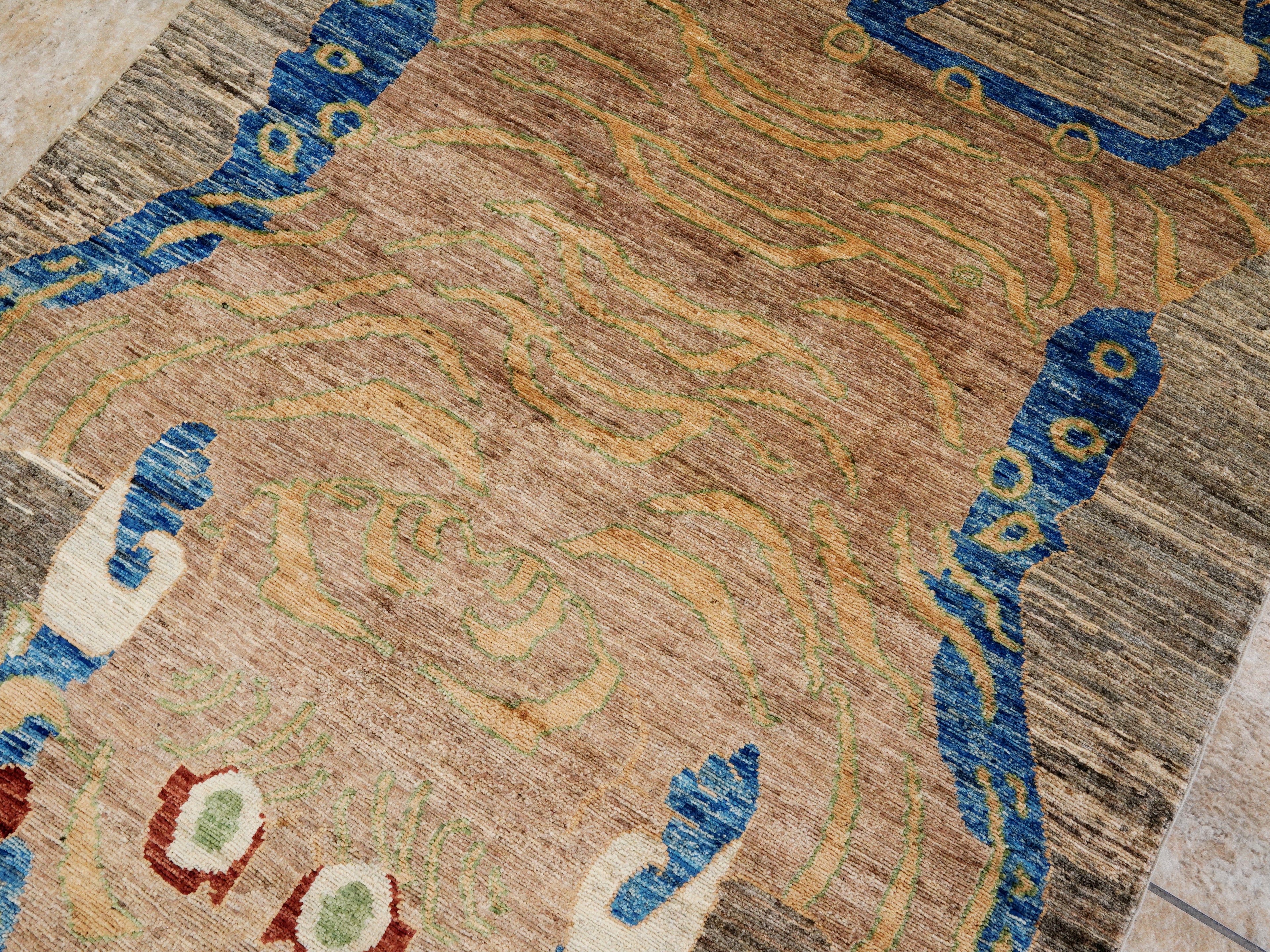 4x6 Ft Neutral Tiger Rug - Hand Knotted Wool Rug