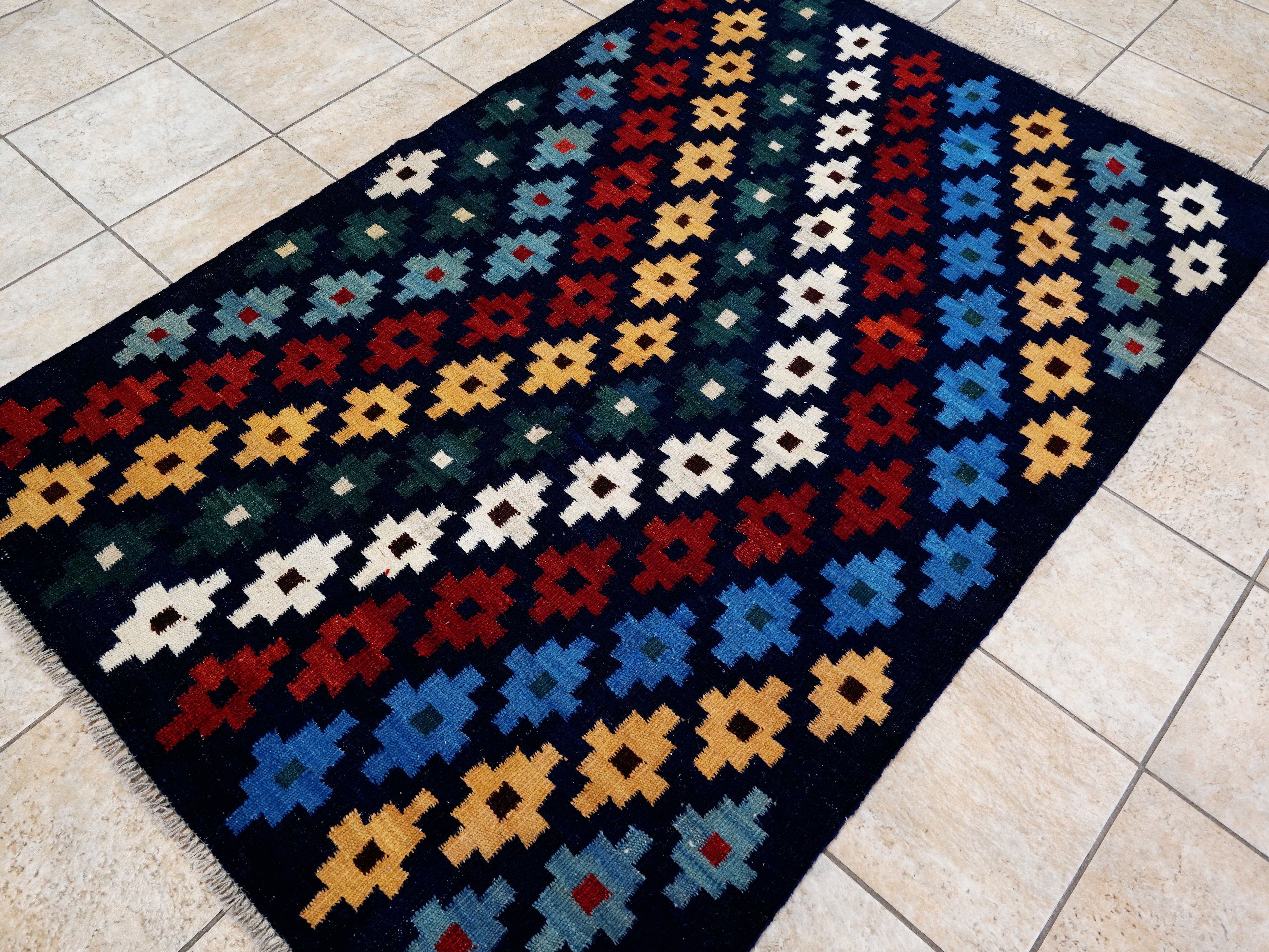 4x6 Ft Navy Blue Kilim Rug - Tribal Flat Weave