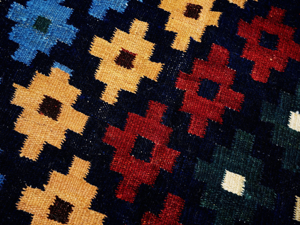 4x6 Ft Navy Blue Kilim Rug - Tribal Flat Weave - Scandinavian Design