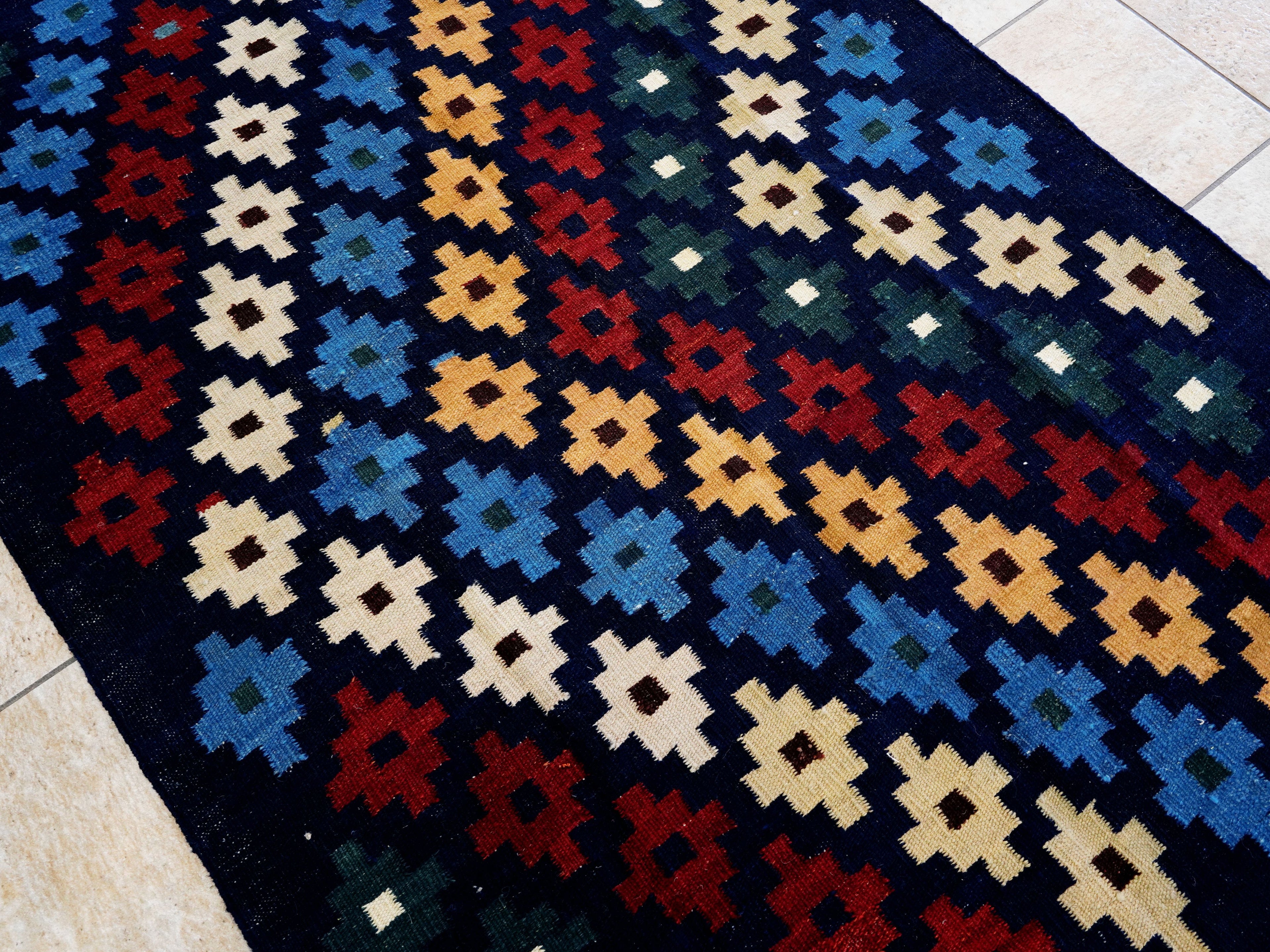 4x6 Ft Navy Blue Kilim Rug - Tribal Flat Weave - Scandinavian Design