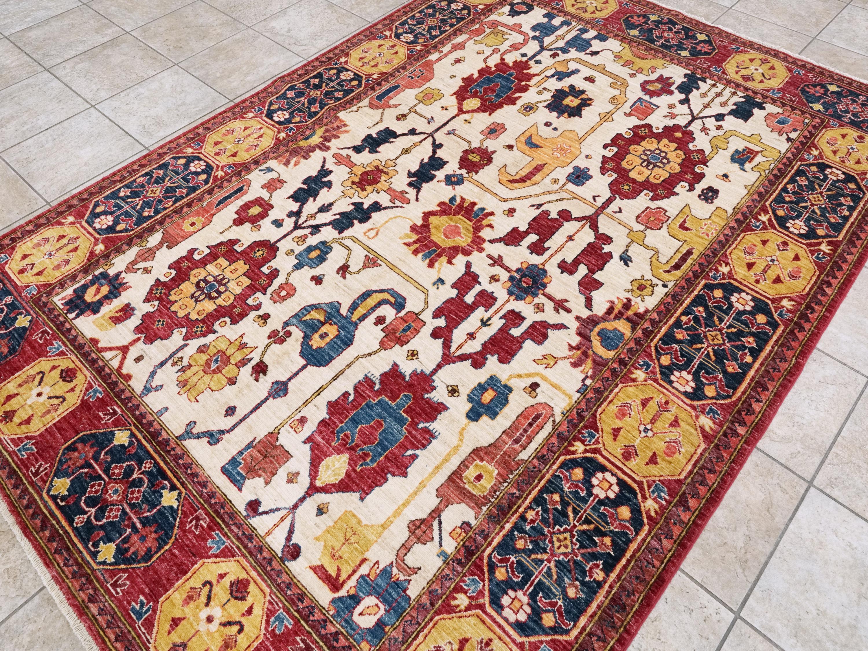6x9 Ft Red & Beige Serapi Rug - Oriental Area Rug