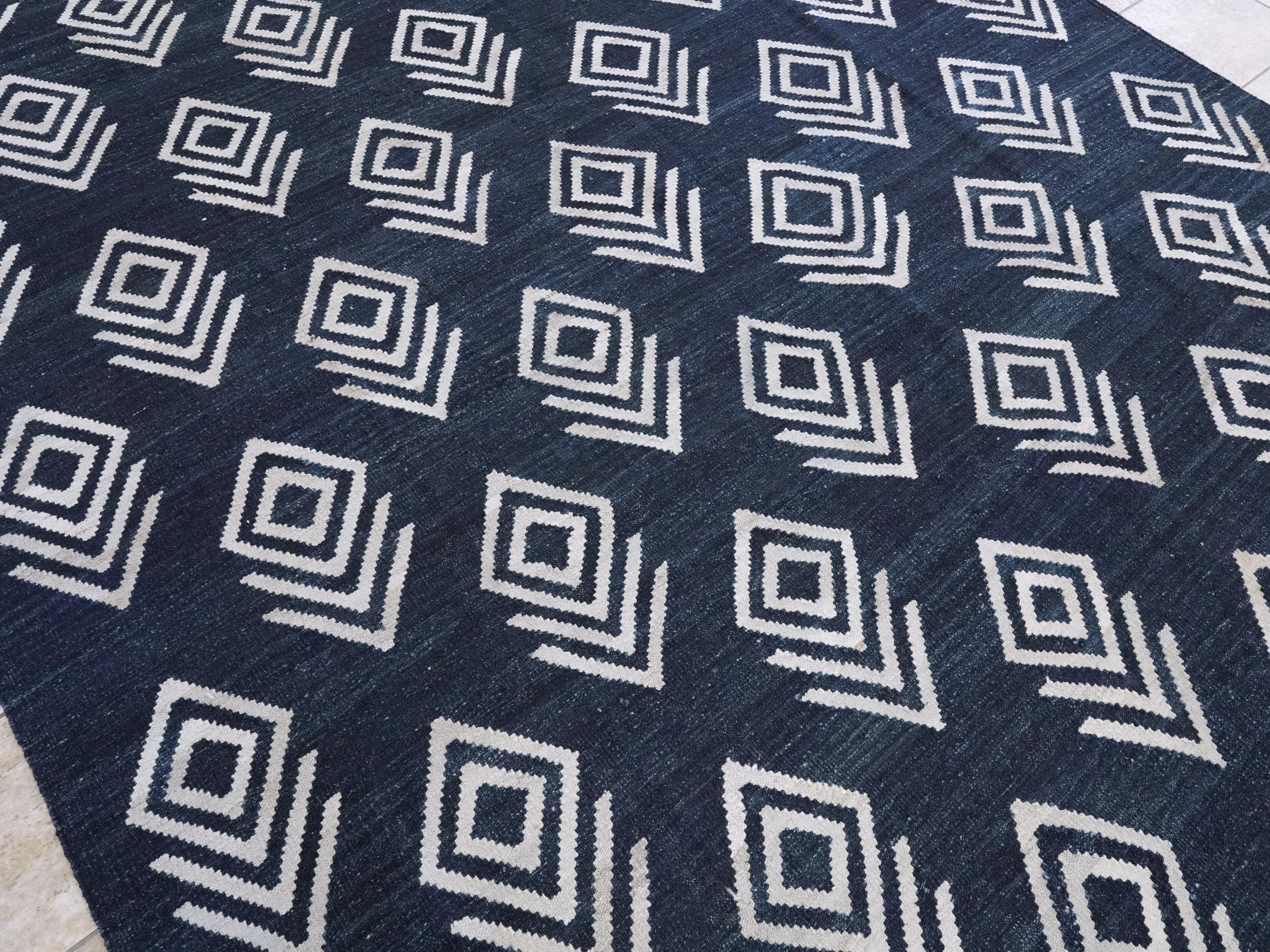 8x10 Ft Dark Blue Kilim Rug - Flat Weave Area Rug - Abstract Design