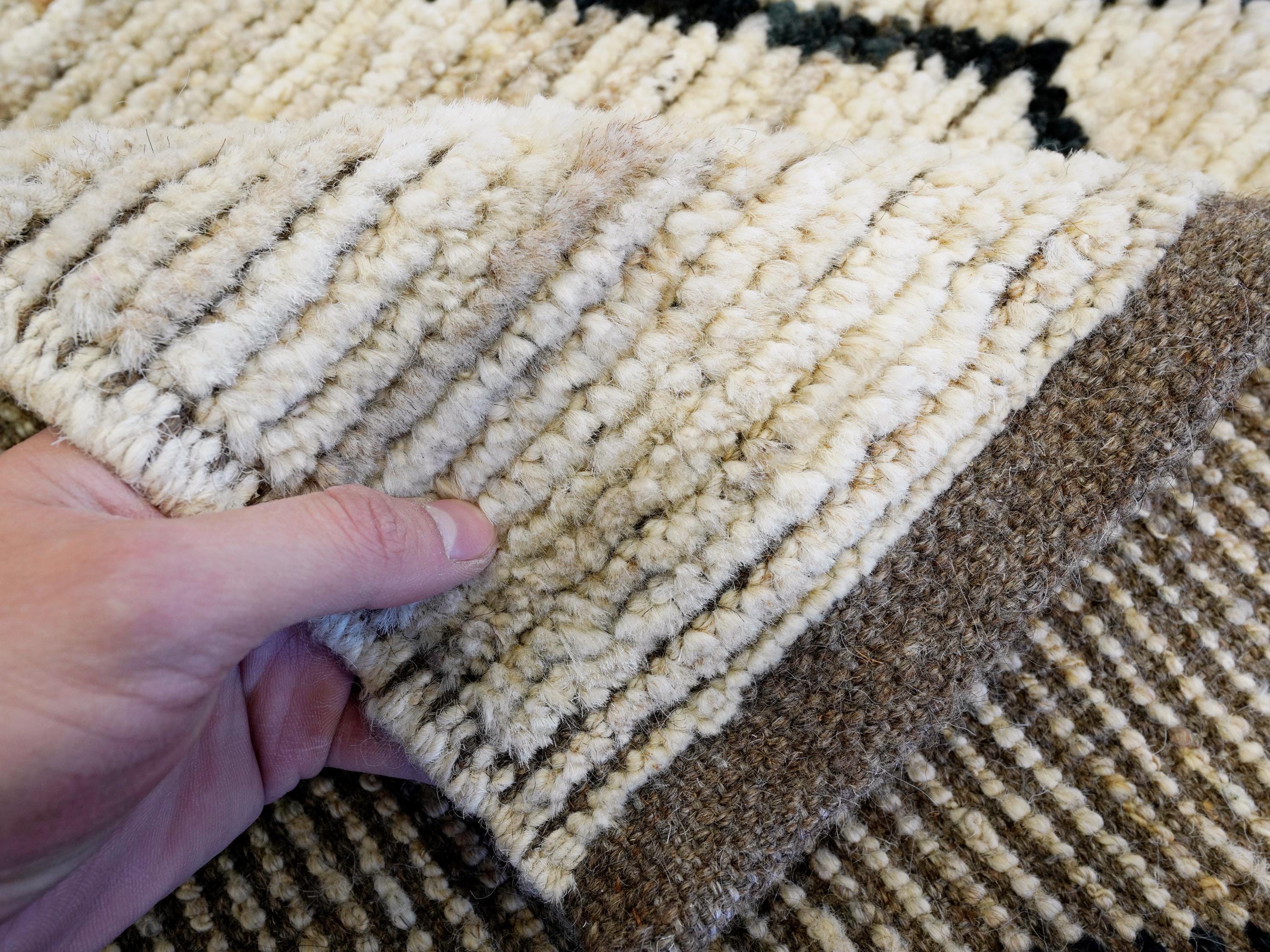 8x10 Ft Beige Moroccan Rug - Hand Knotted Wool Area Rug