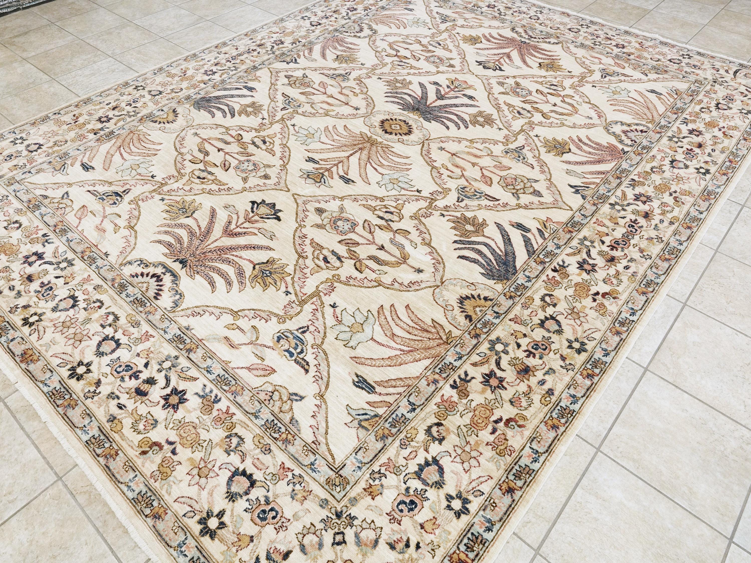 9x12 Ft Beige Serapi Rug - Hand Knotted Area Rug - Persian Design