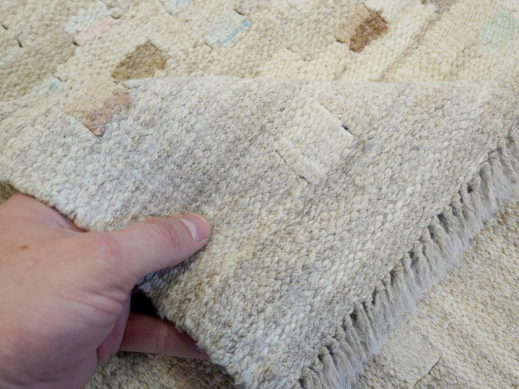 8x10 Ft Beige Kilim Rug - Flat Weave Area Rug - Modern Design