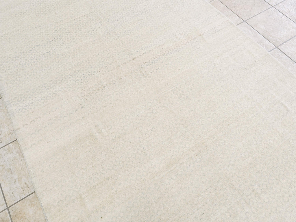 6x9 Ft White Heriz Rug - Hand Knotted Oriental Area Rug