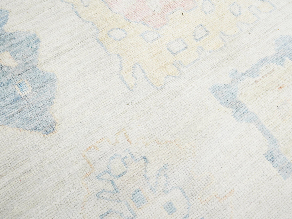 12x15 Ft Muted Ushak Rug - Traditional Wool Area Rug - White & Blue Turkish design