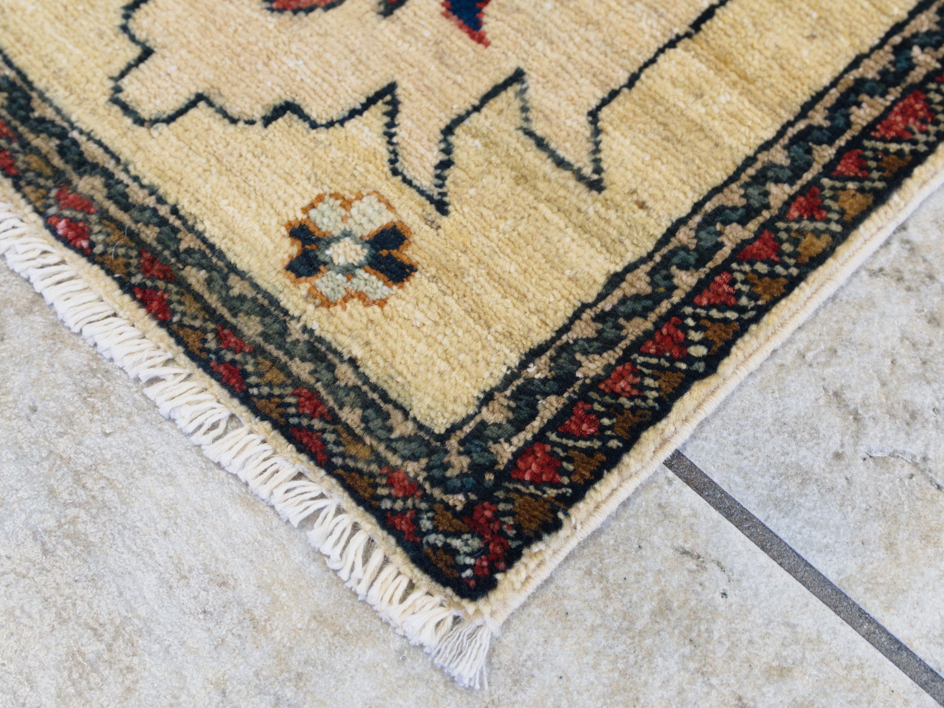 1x2 Ft Beige Serapi Rug - Floral Accent Rug