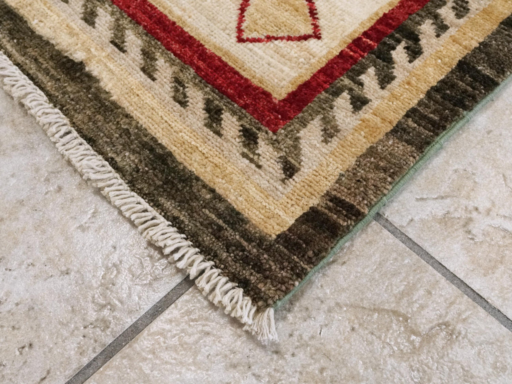 6x9 Ft Green & Red Heriz Rug - Oriental Area Rug - Persian Design